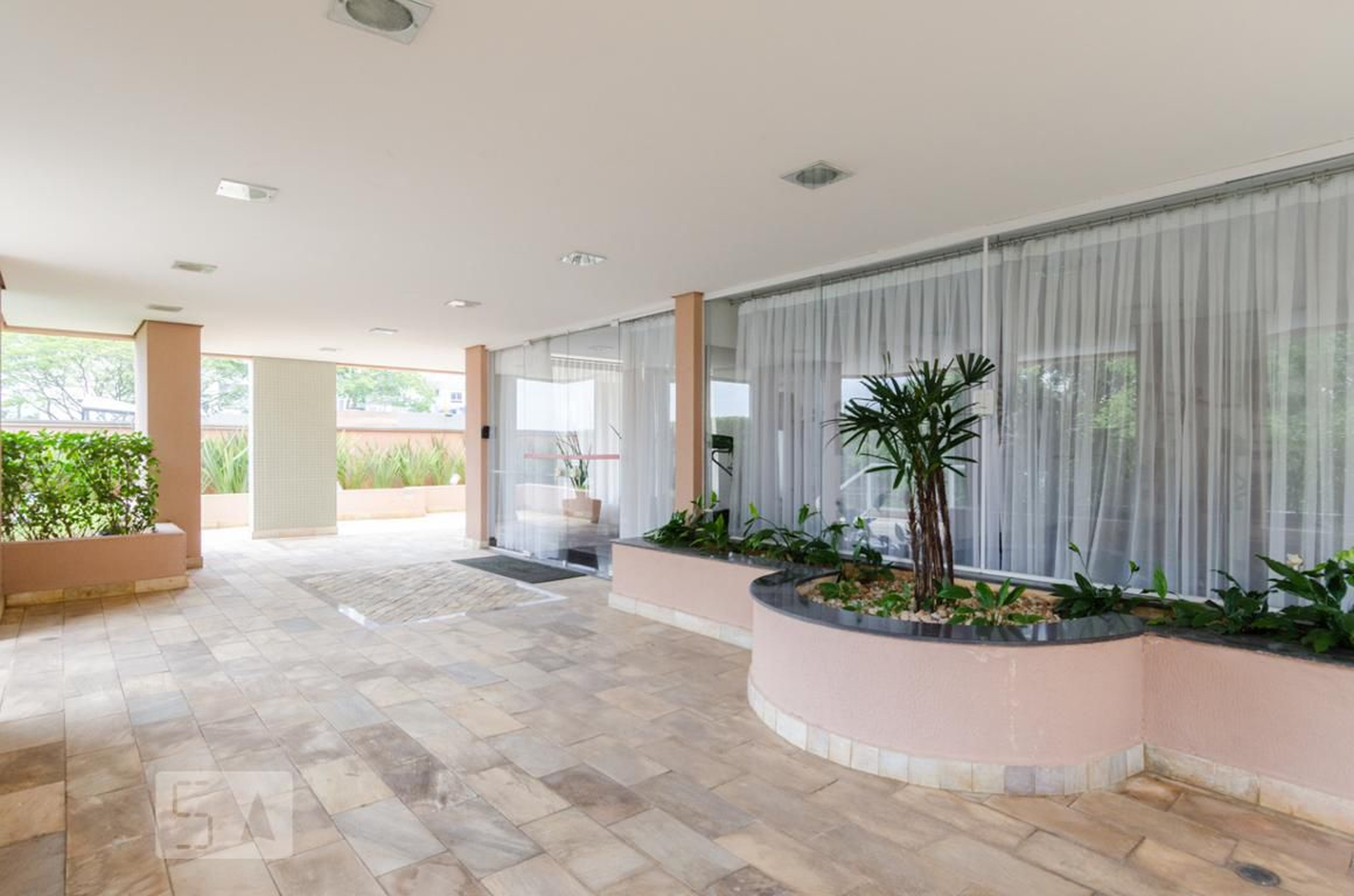 Área Externa - Edifício Giardino