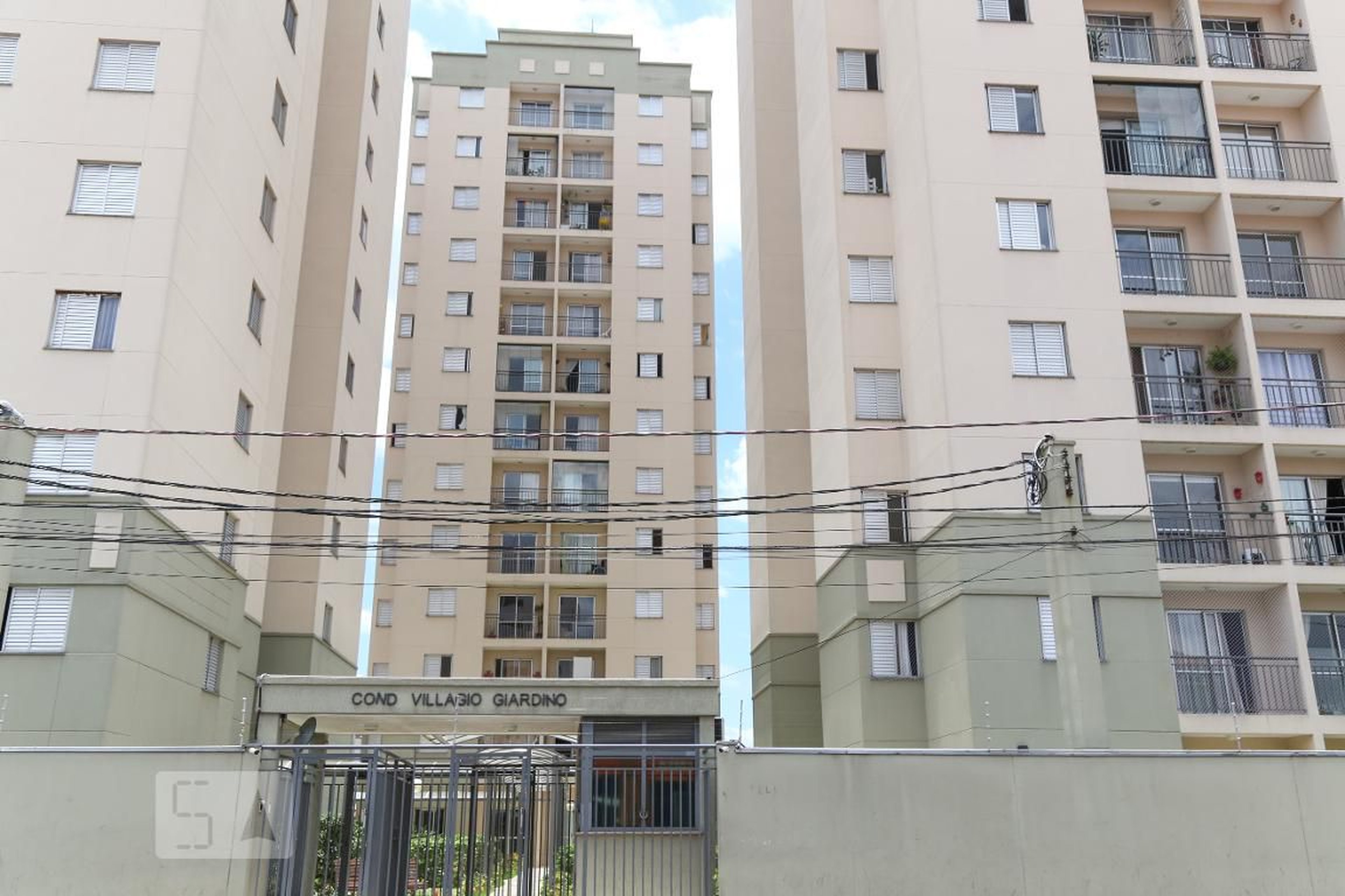 Fachada Condomínio em Rua Major Dantas Cortez, 101 ou 67