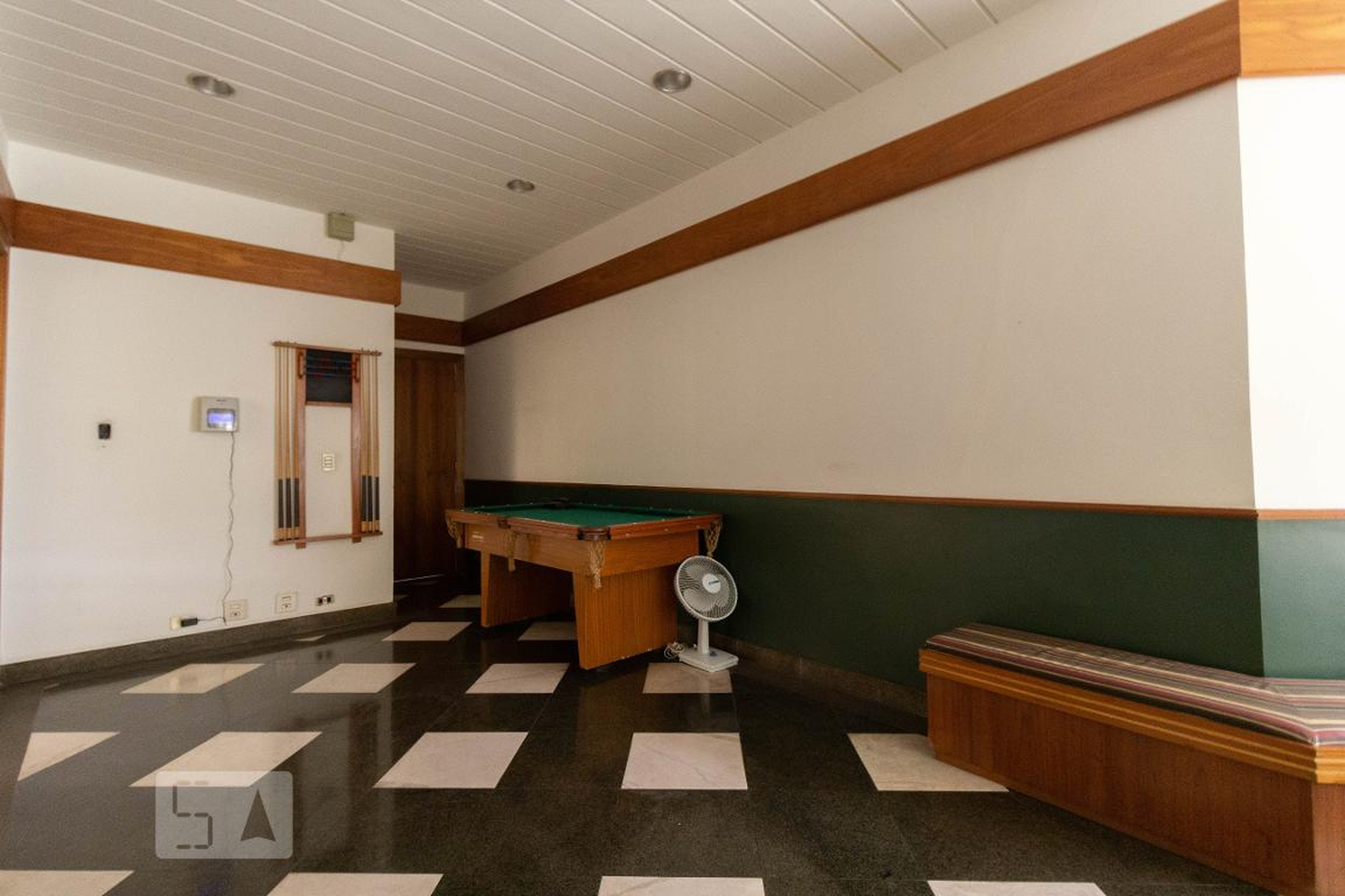 Sala de Jogos - Petit Jardin