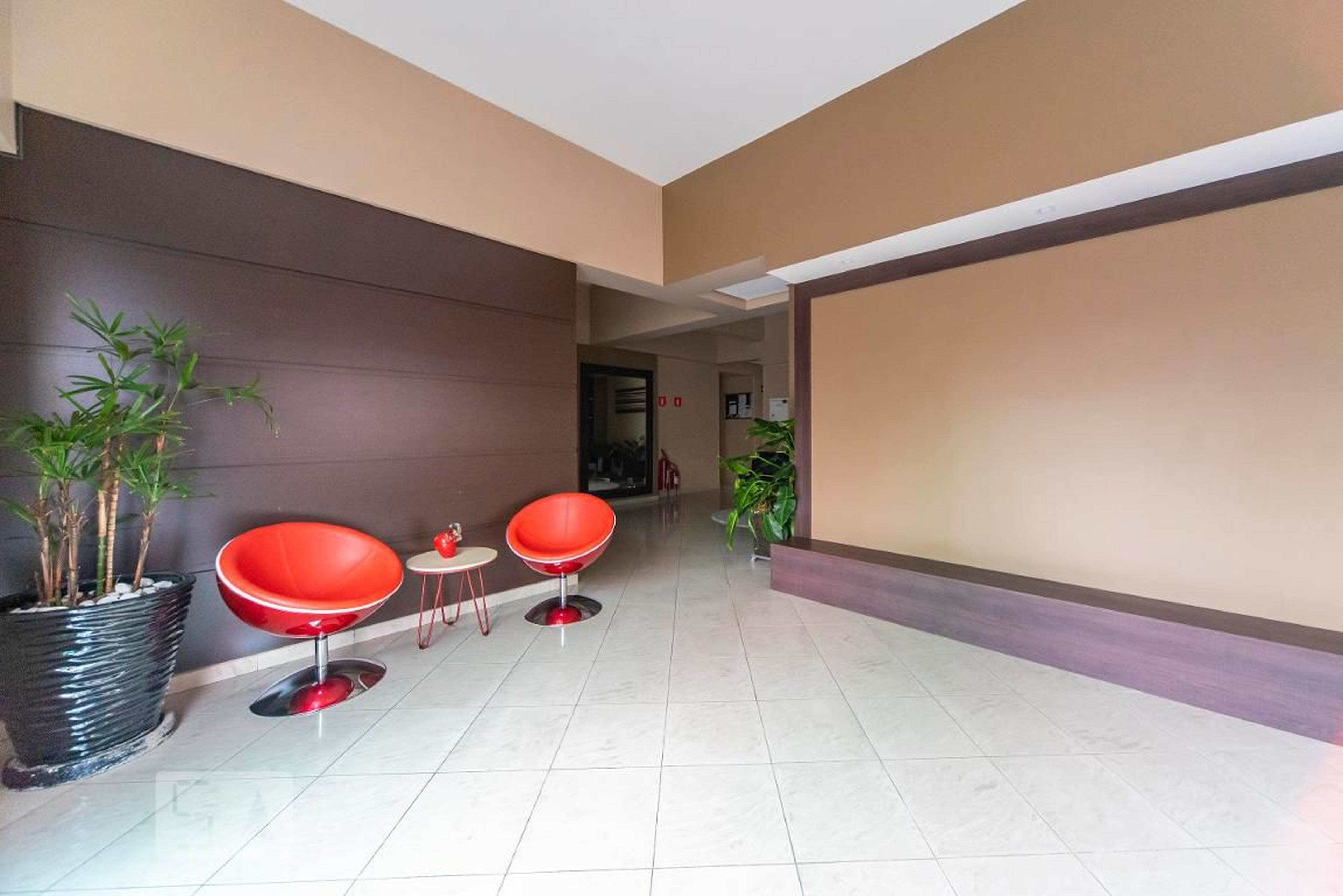 Hall Condomínio Grã Bretanha