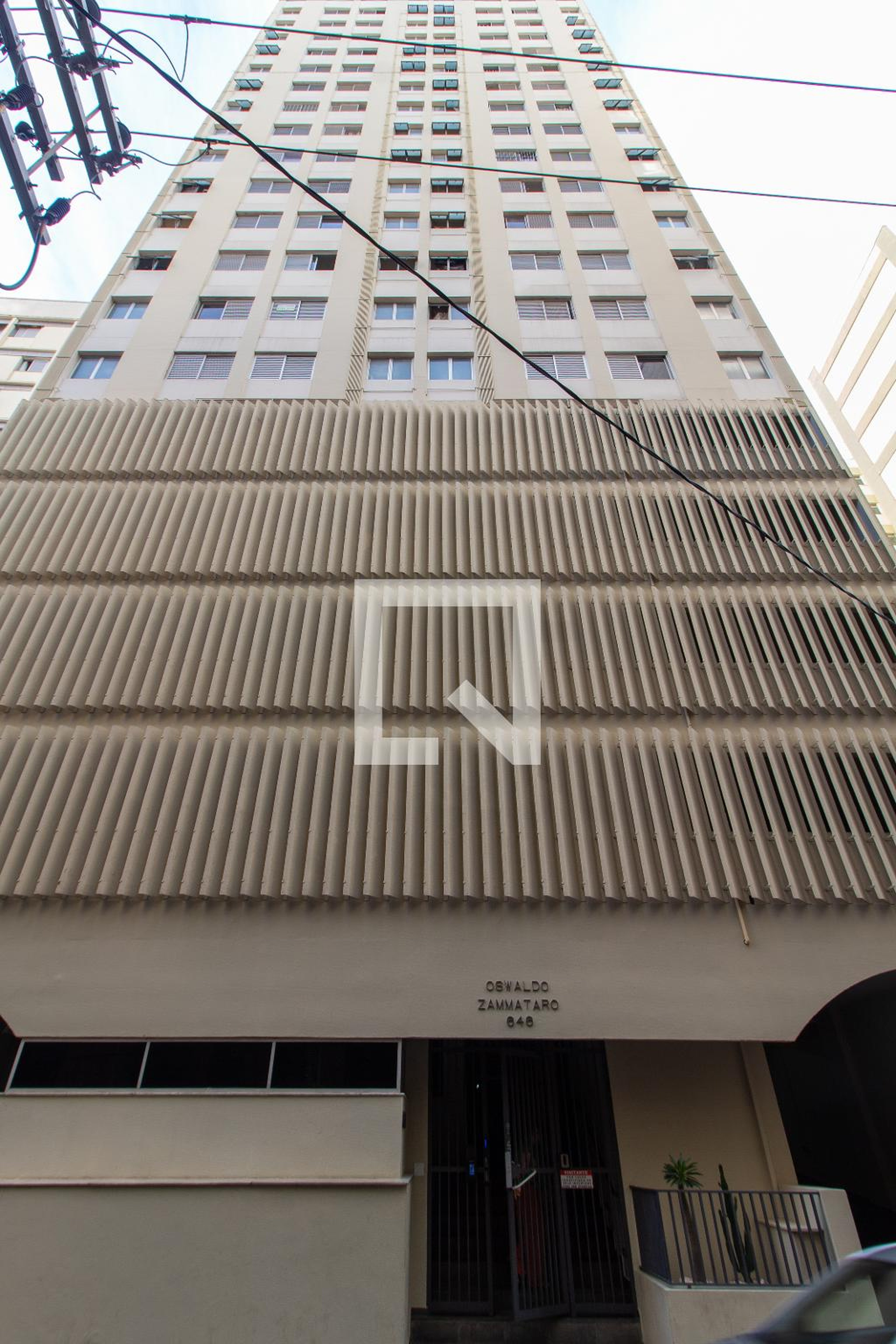 Fachada Condomínio em Rua Barão de Jaguara, 646