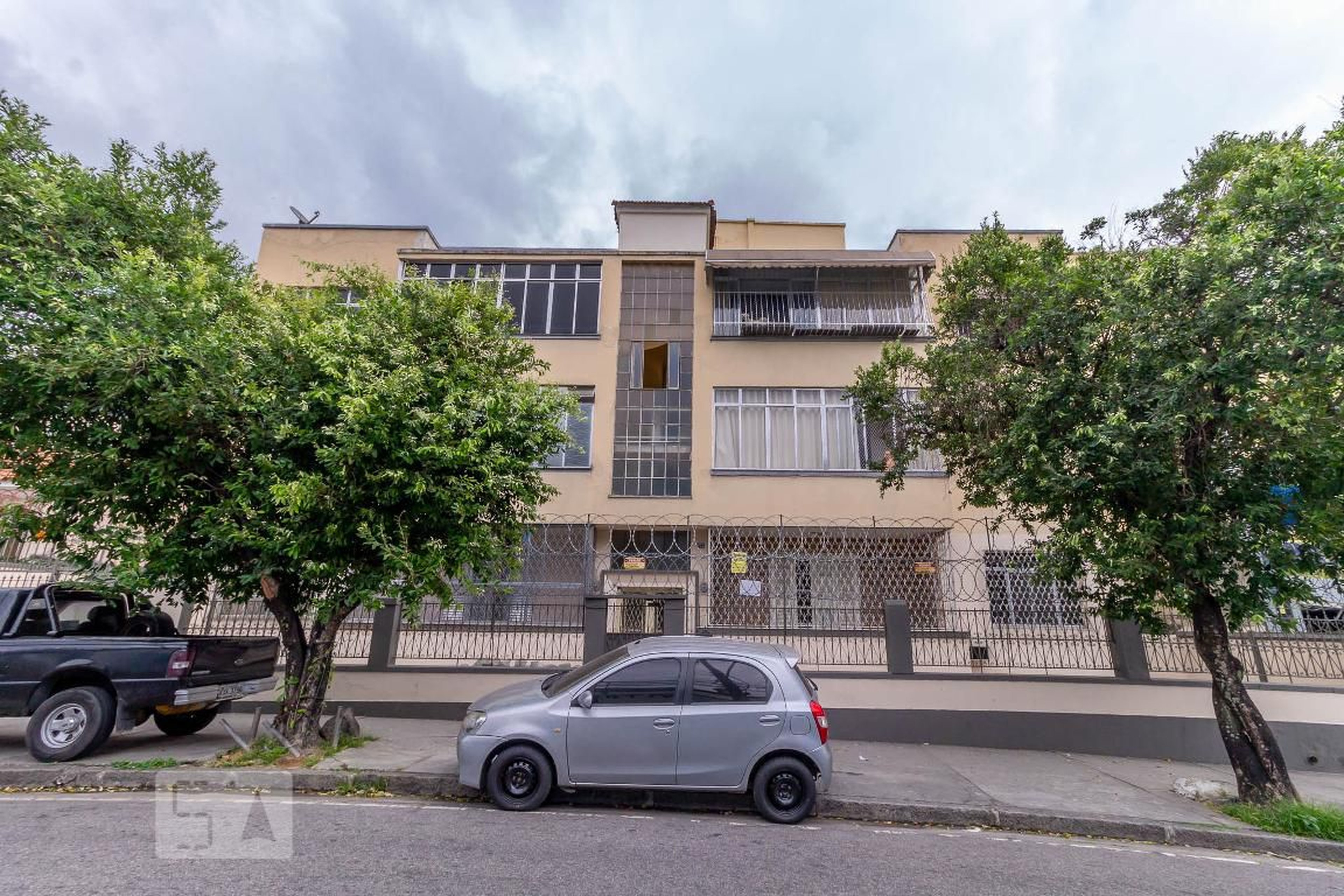 Fachada Condomínio em Rua Pôrto Alegre, 233