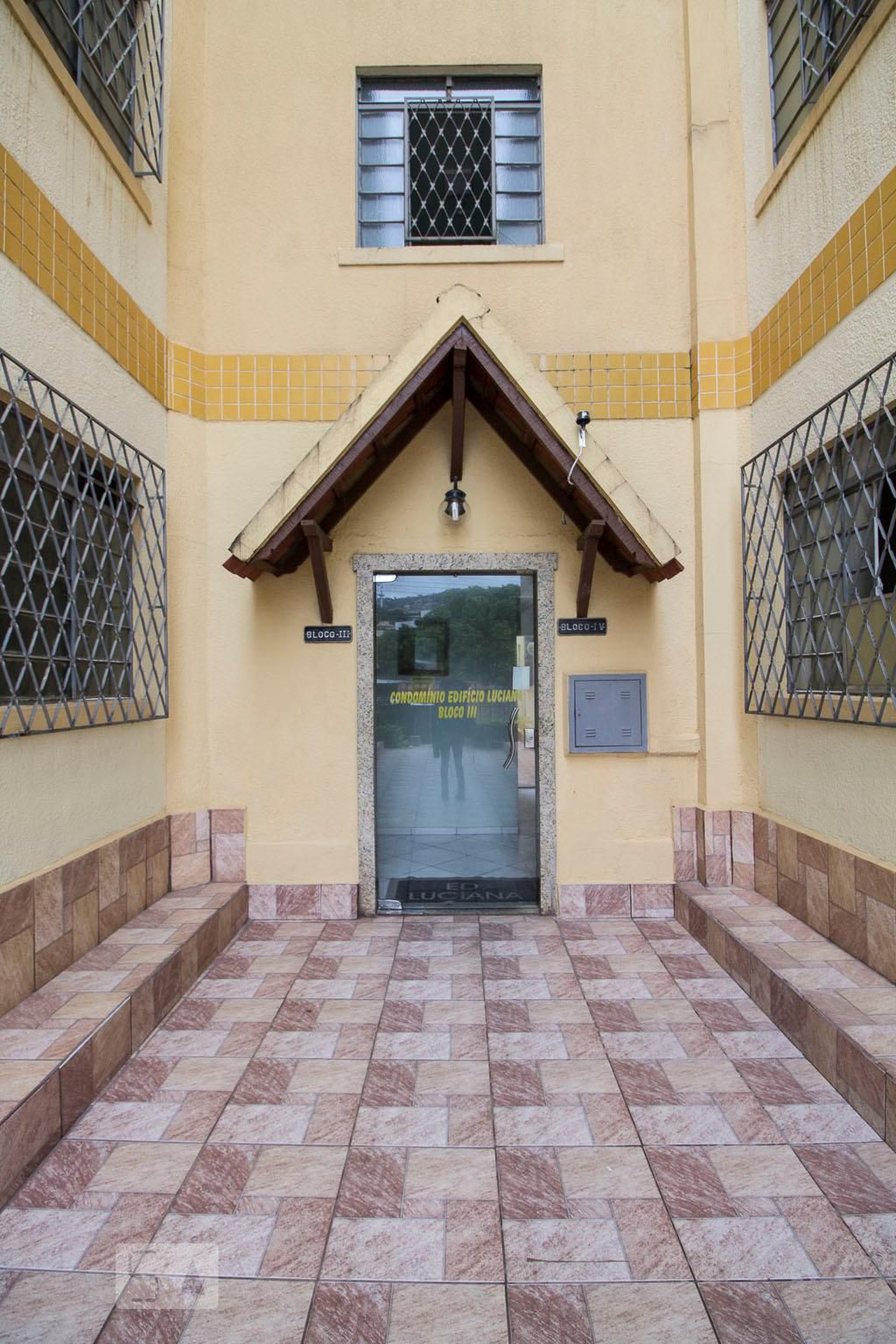 Entrada - Edifício Luciana