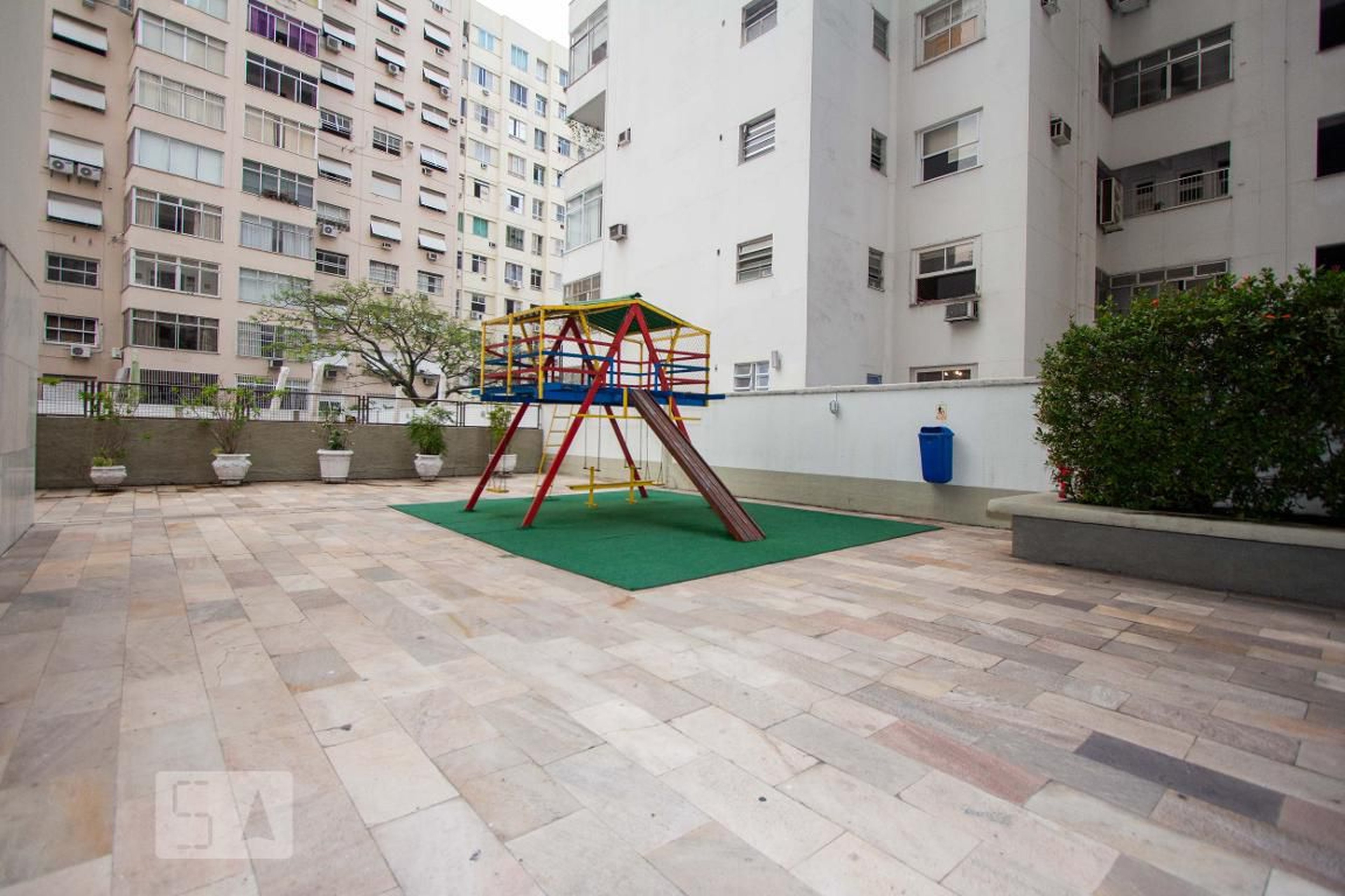 Playground - Edifício Presidente Rodrigues Alves