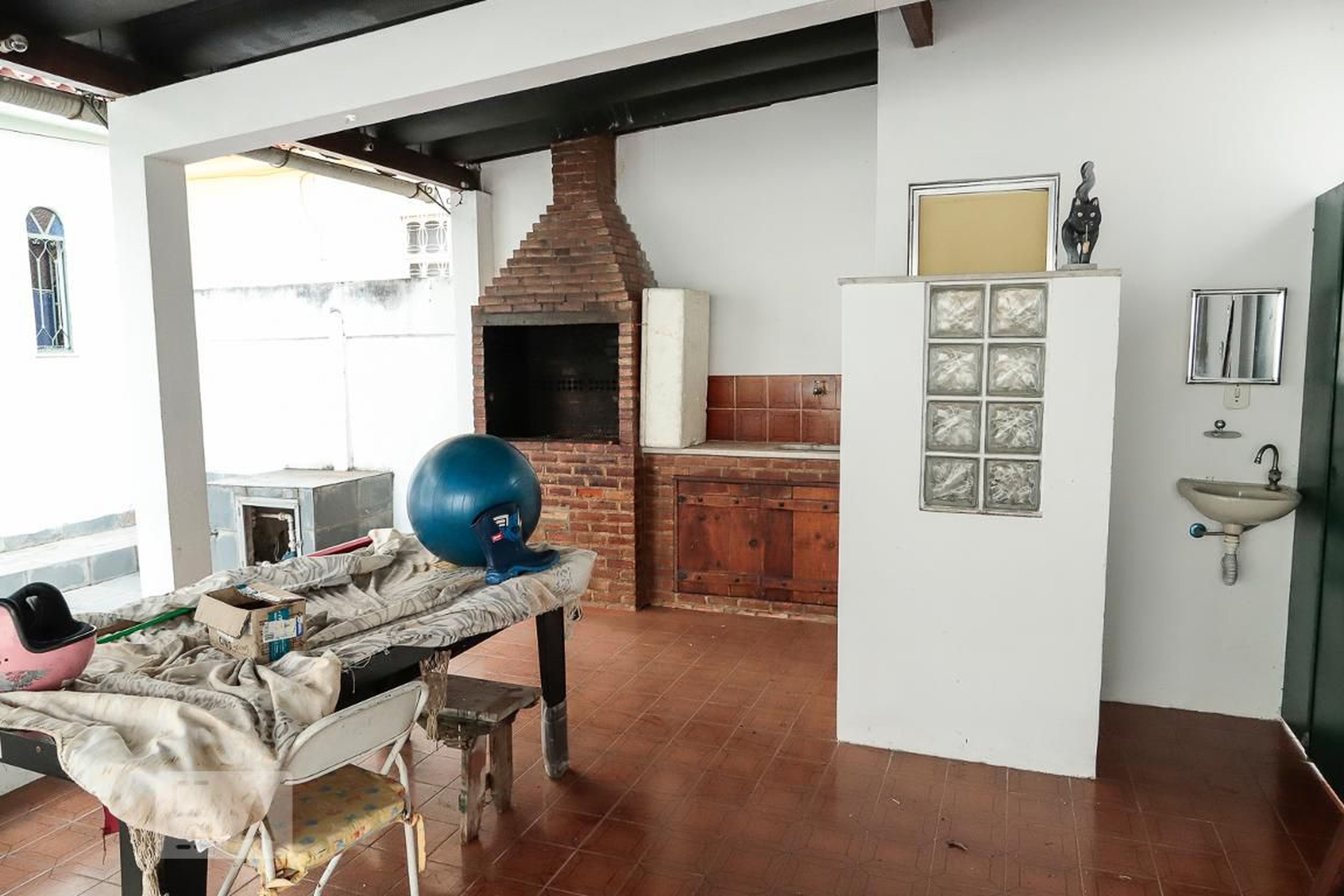 Churrasqueira Condomínio em Rua Jorge Maurício Chometon, 348