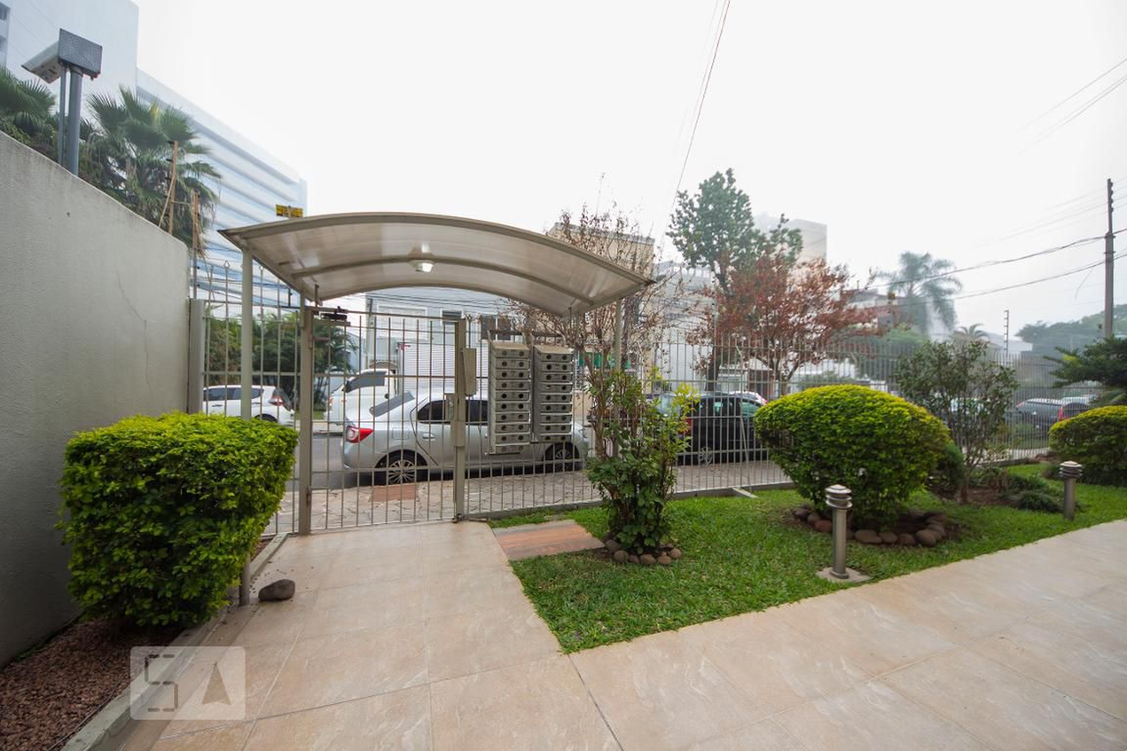 Fachada do Condomínio Condomínio Windsor