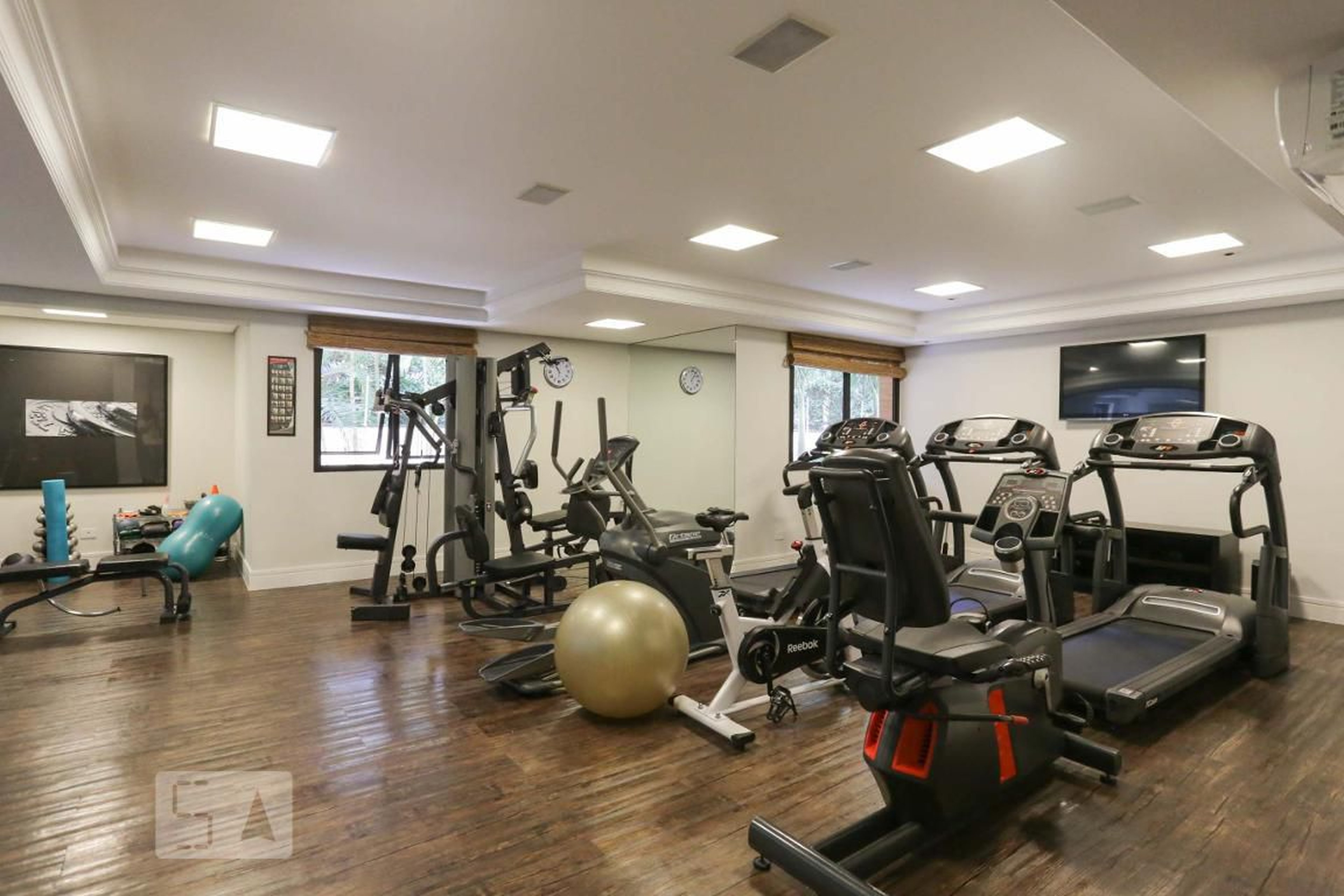 Academia - Saint Germain En Laye