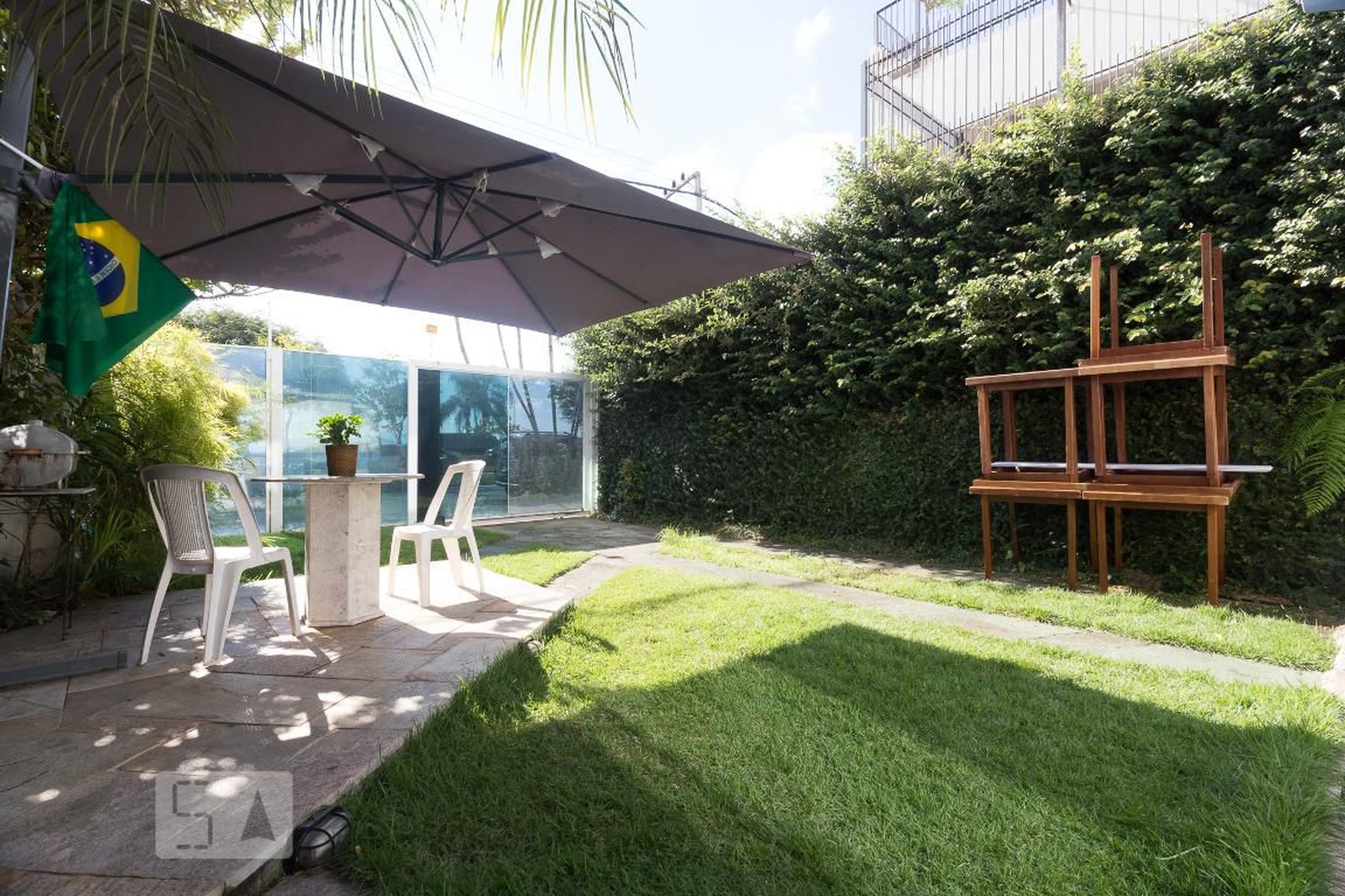 Área externa - Camarus