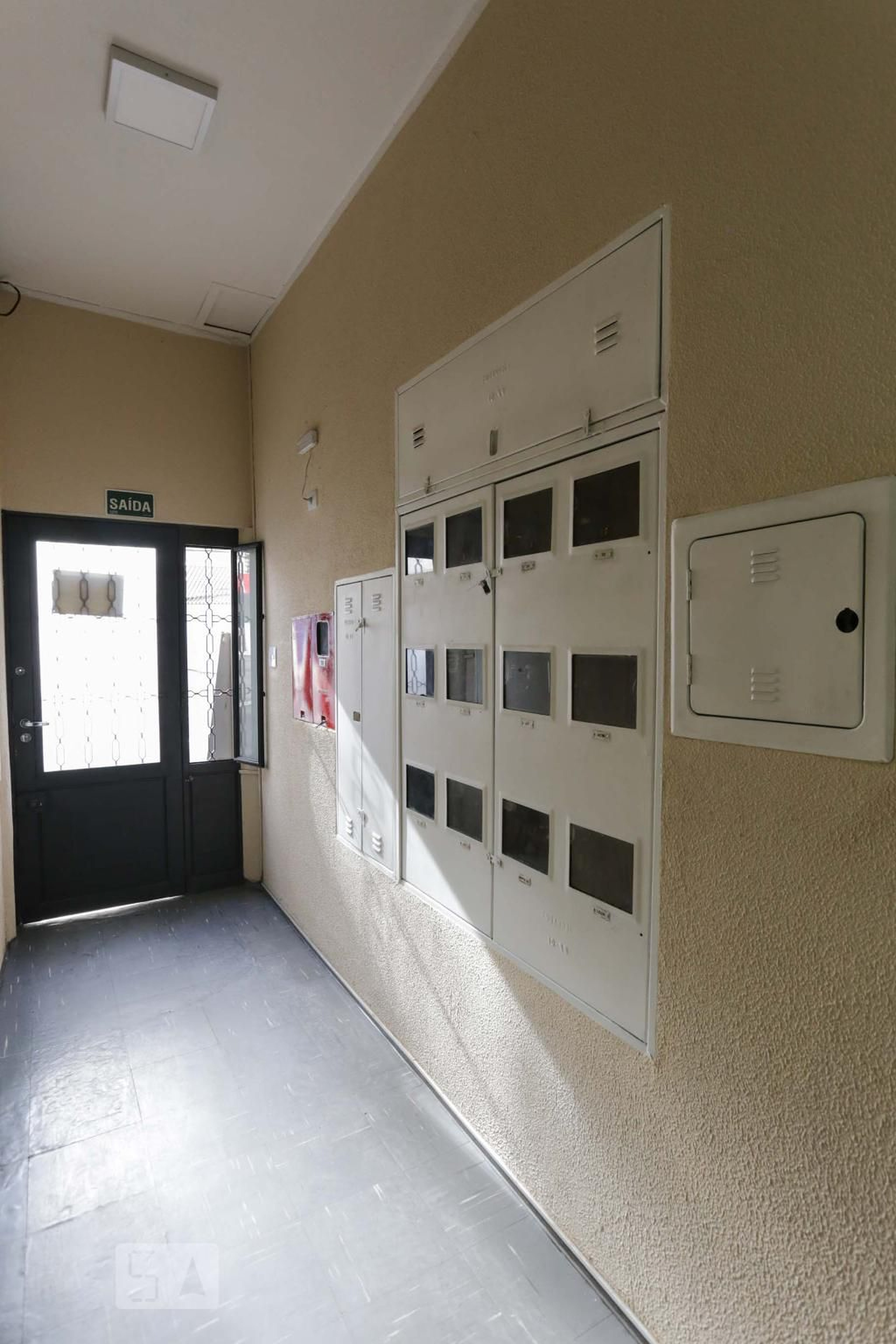 Hall - Annette Fleitlich Klotz