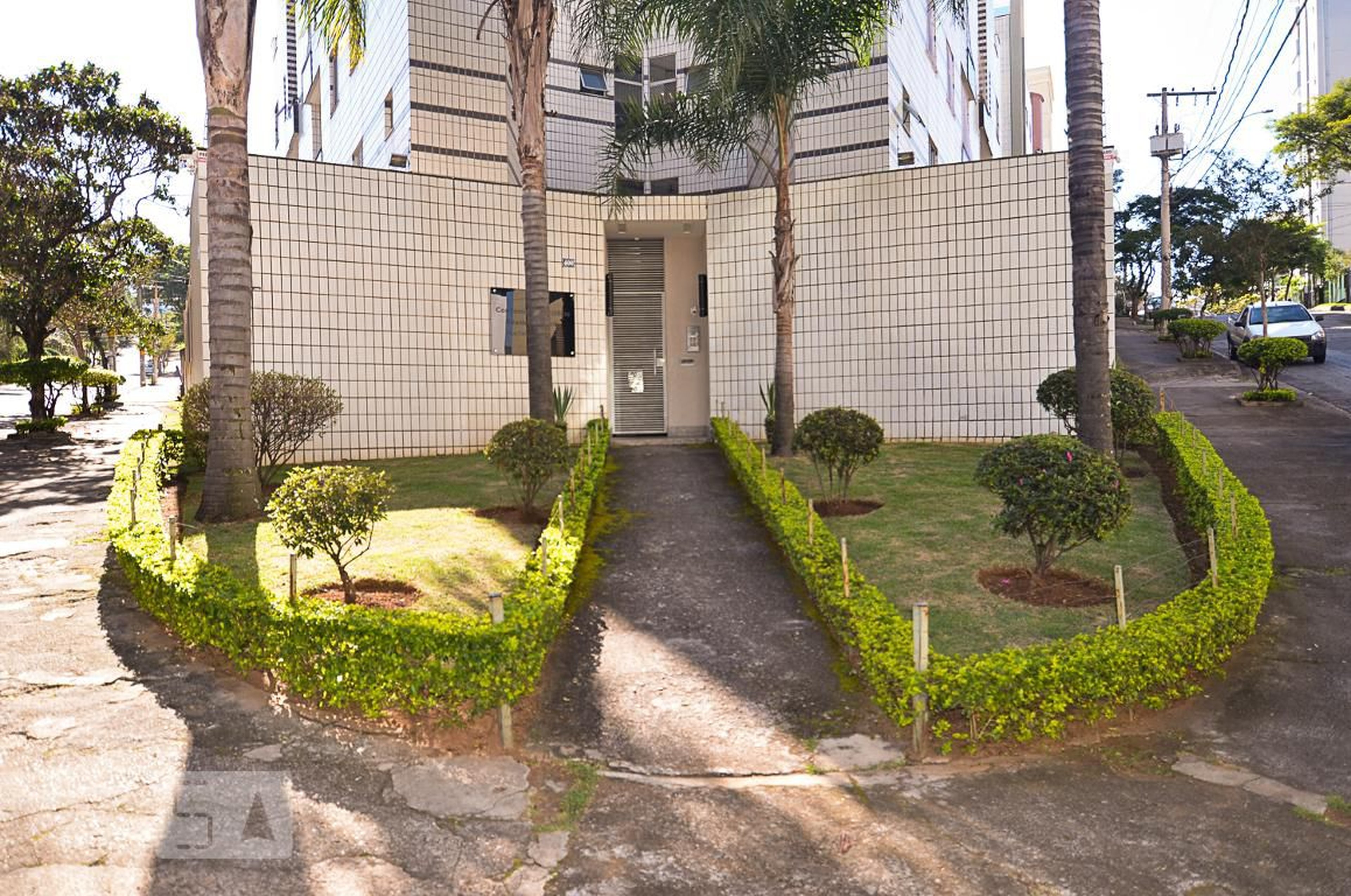 Fachada Condomínio em Rua Cônsul Walter, 400