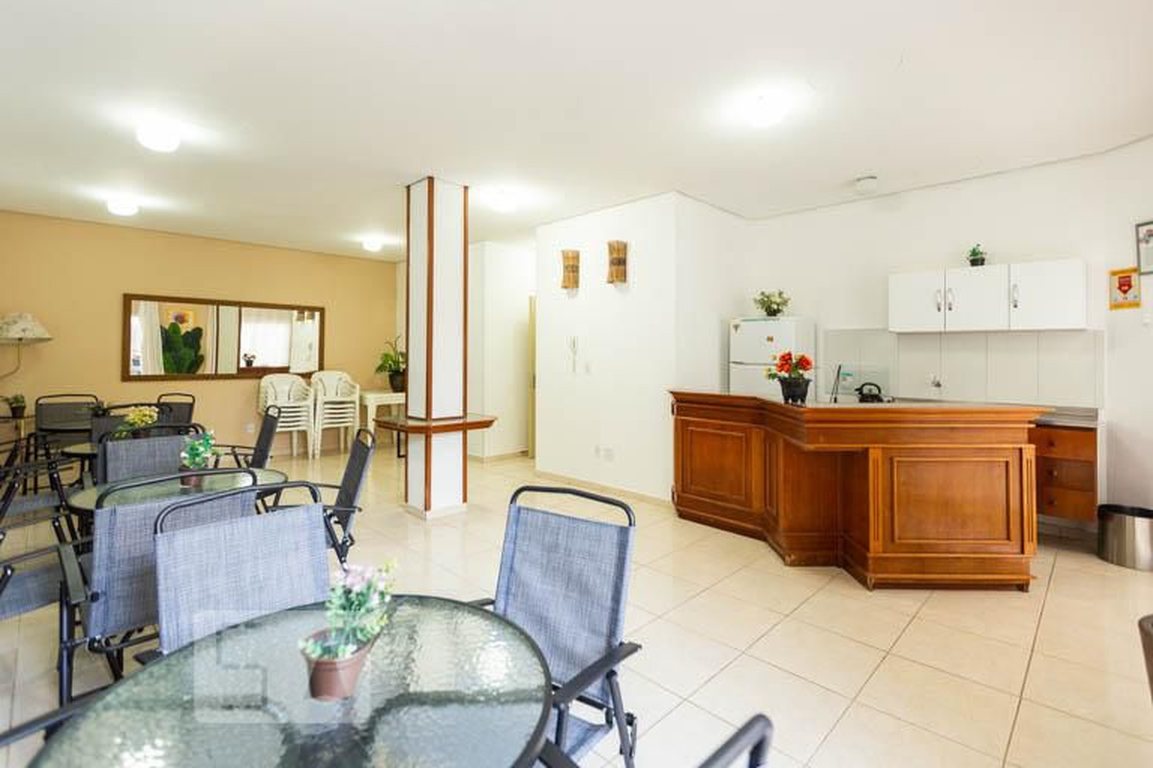 Salão de festas - Ângelo Guido