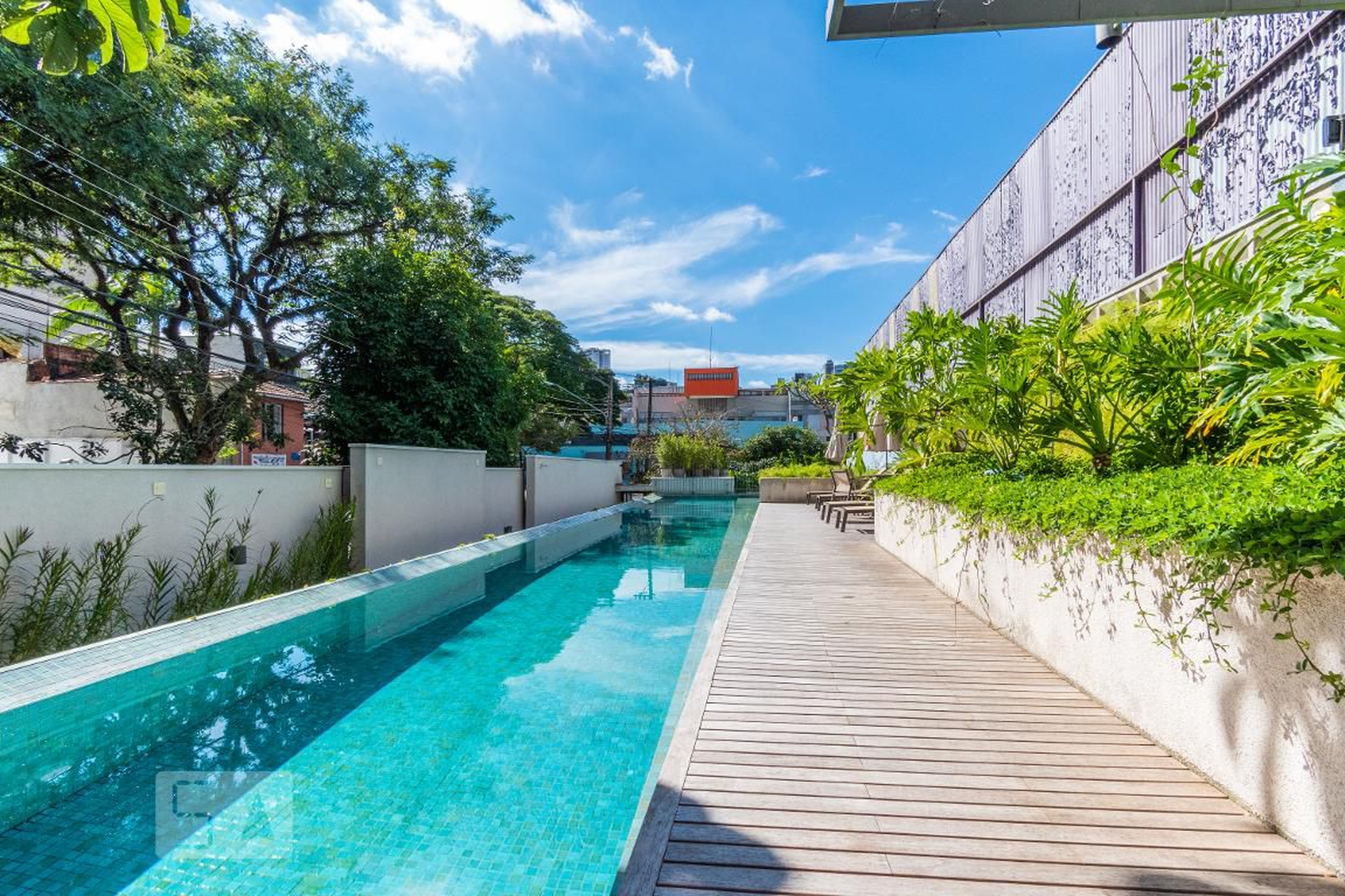 Piscina - Edifício Ourânia 77