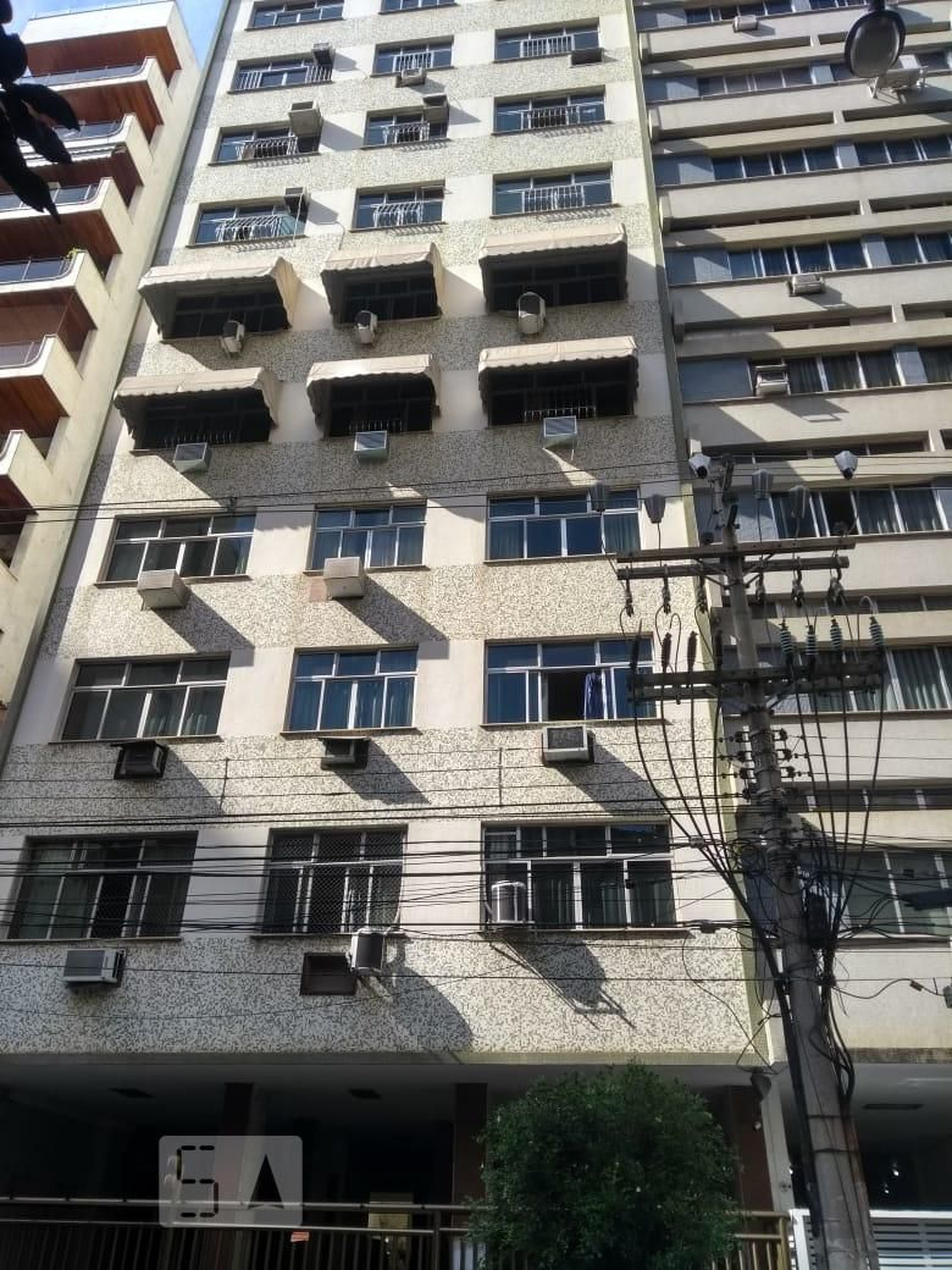 Fachada do prédio Edifício Serenata