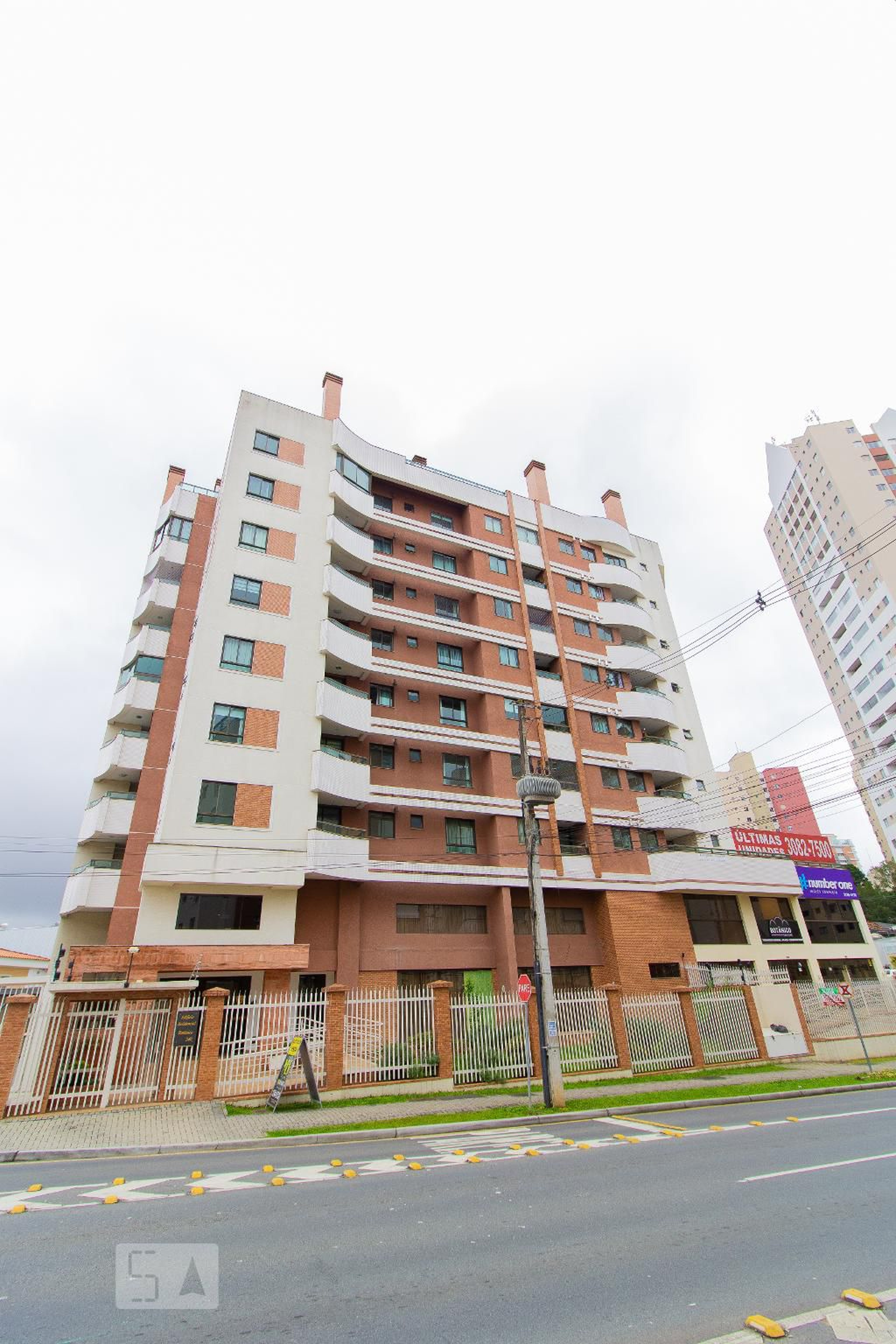 Fachada Condomínio Home Space Jardim Botânico