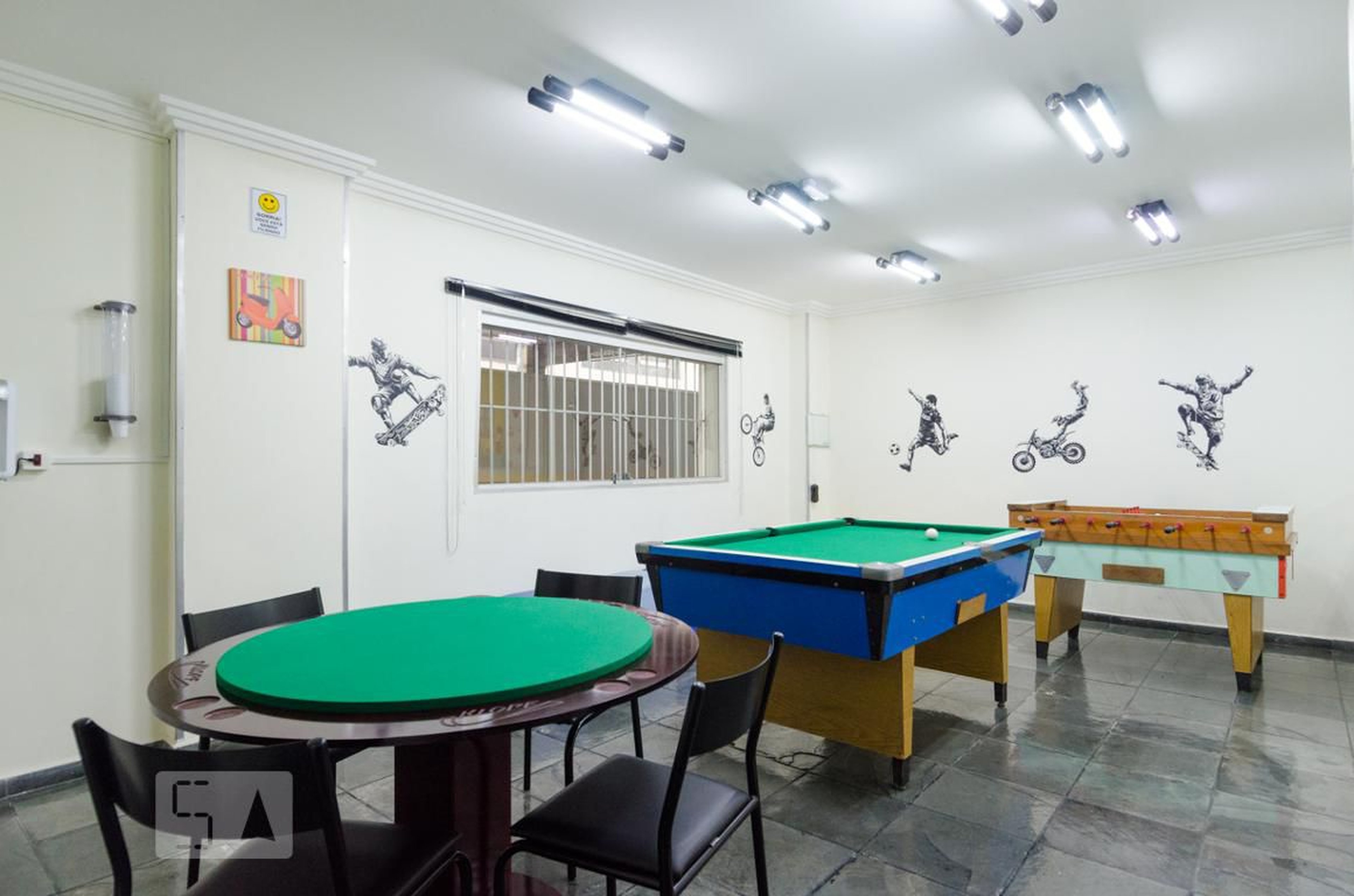 Salão de jogos - Alabastro