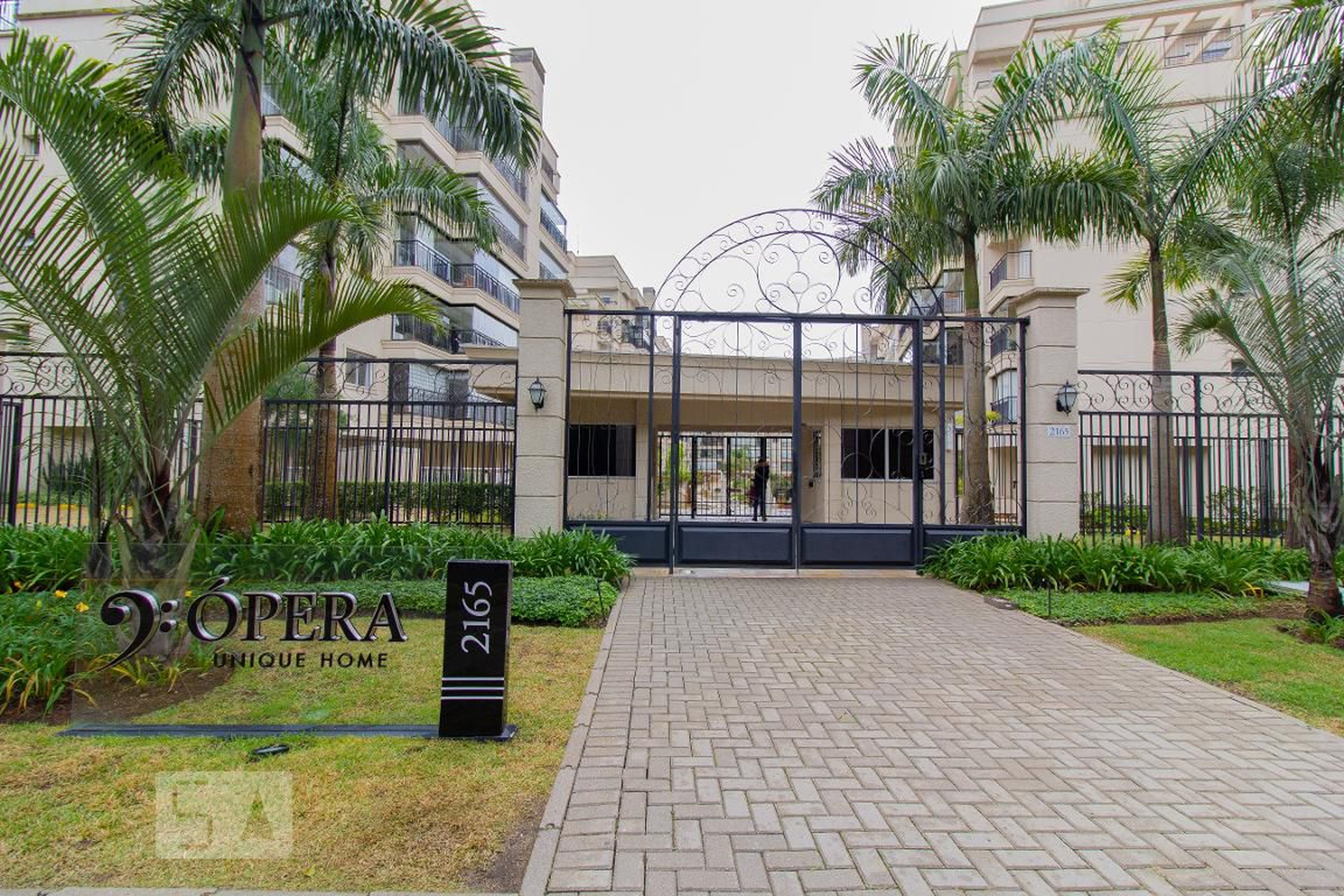 Fachada Condomínio em Rua Paulo Gorski, 2165