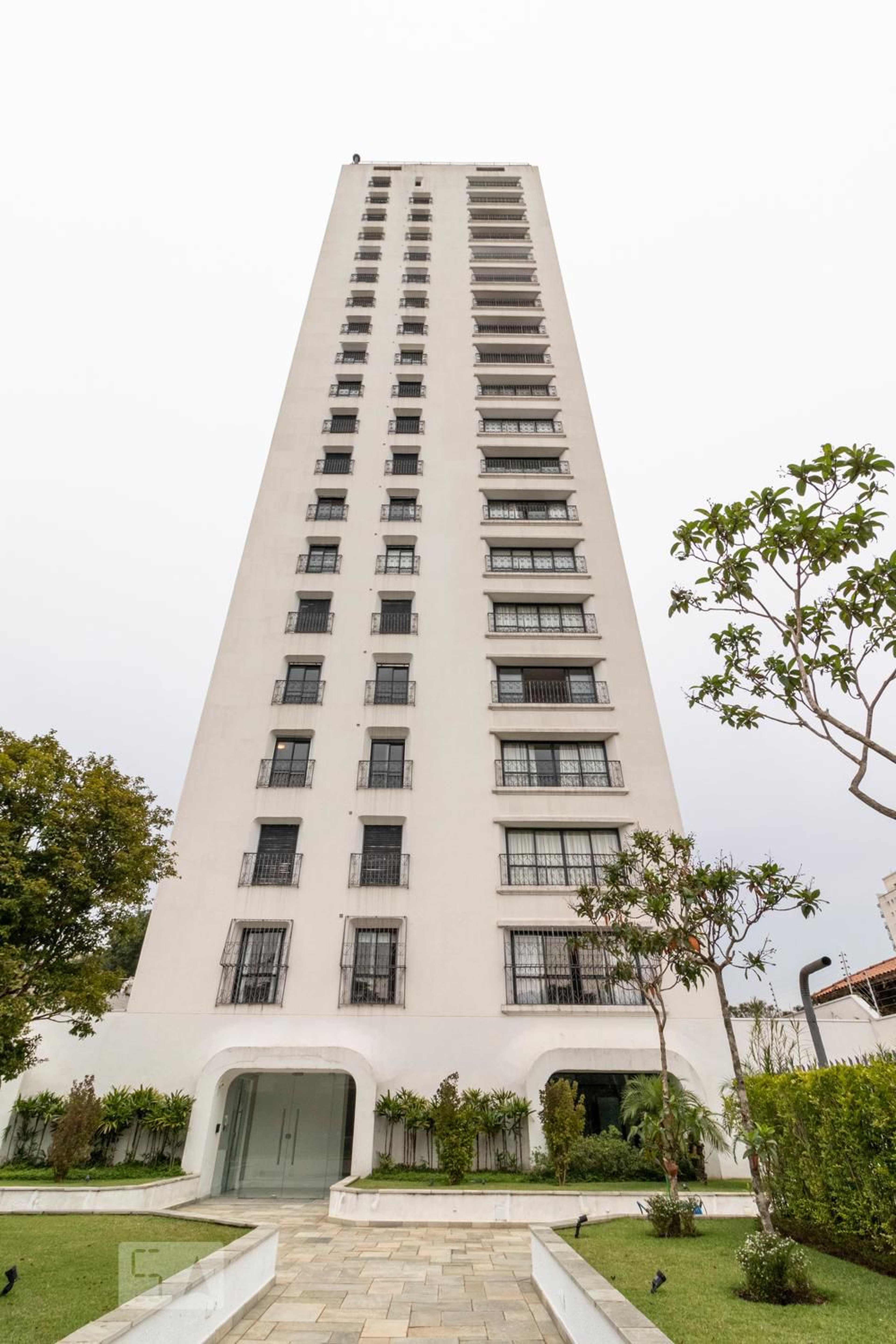 Fachada do Prédio Condomínio Ibiza