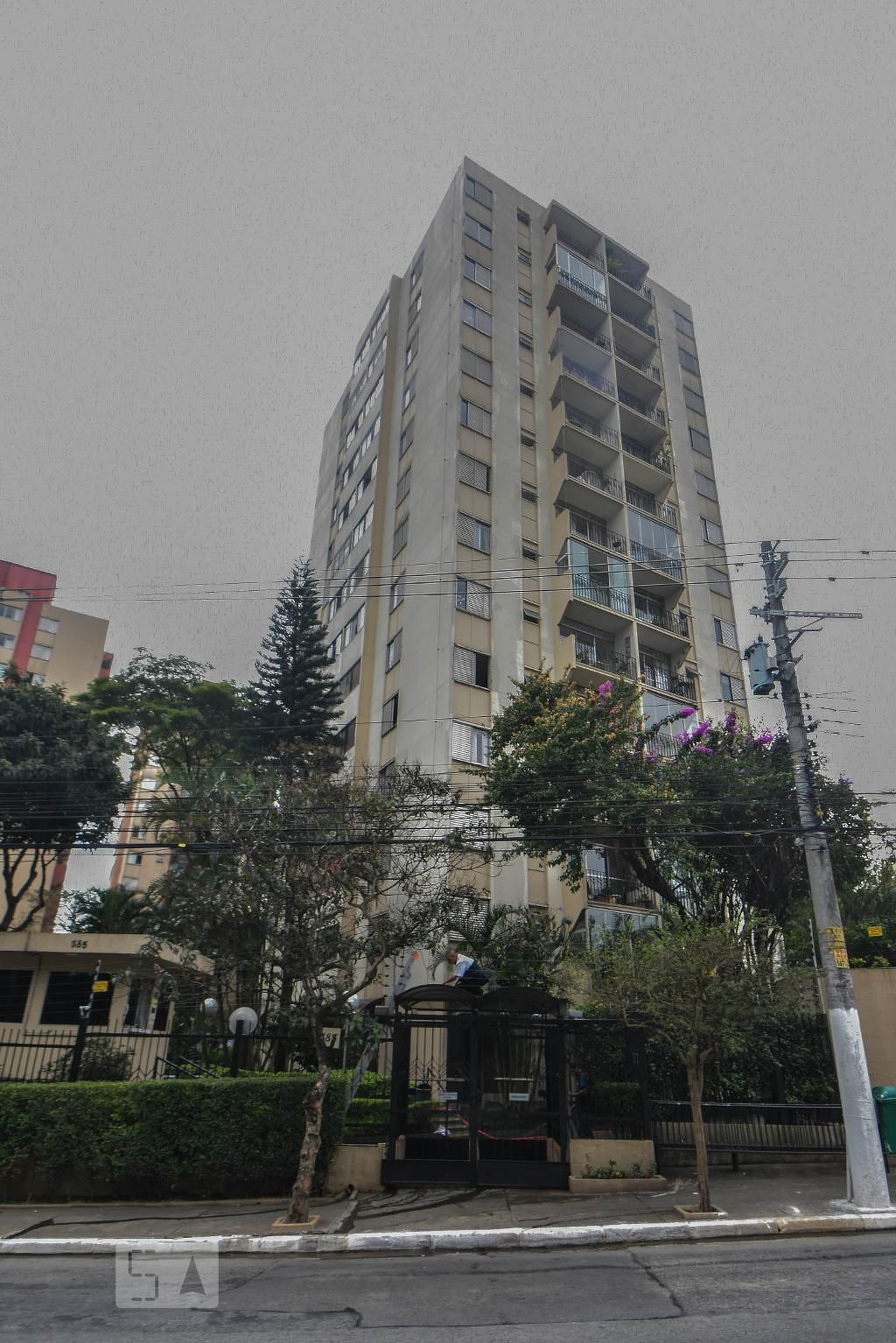 Prédio Condomínio Torres de Sabara 2