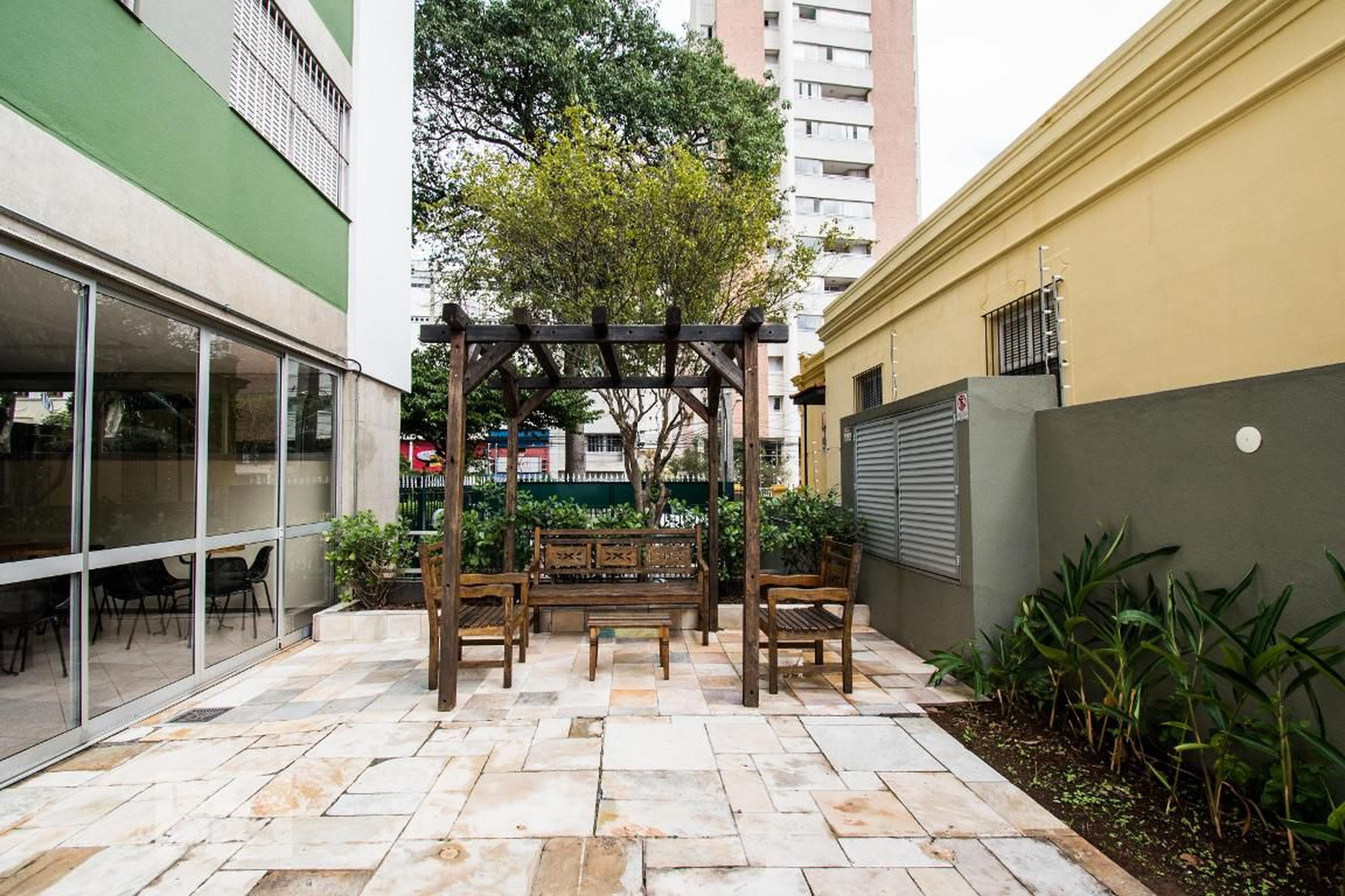 Área Externa - Edifício Jardins de Itapema