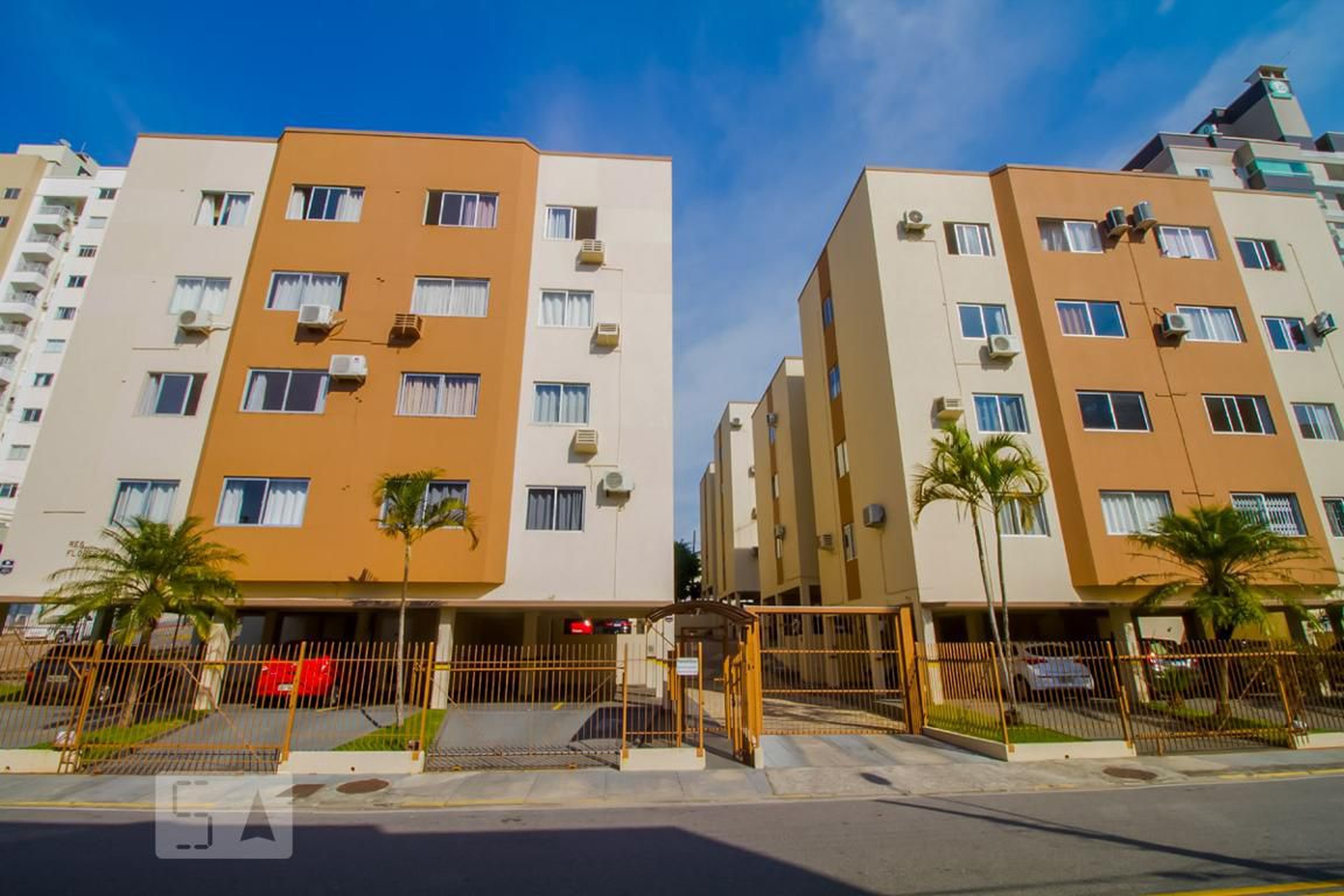 Fachada do Condomínio Residencial Floresta