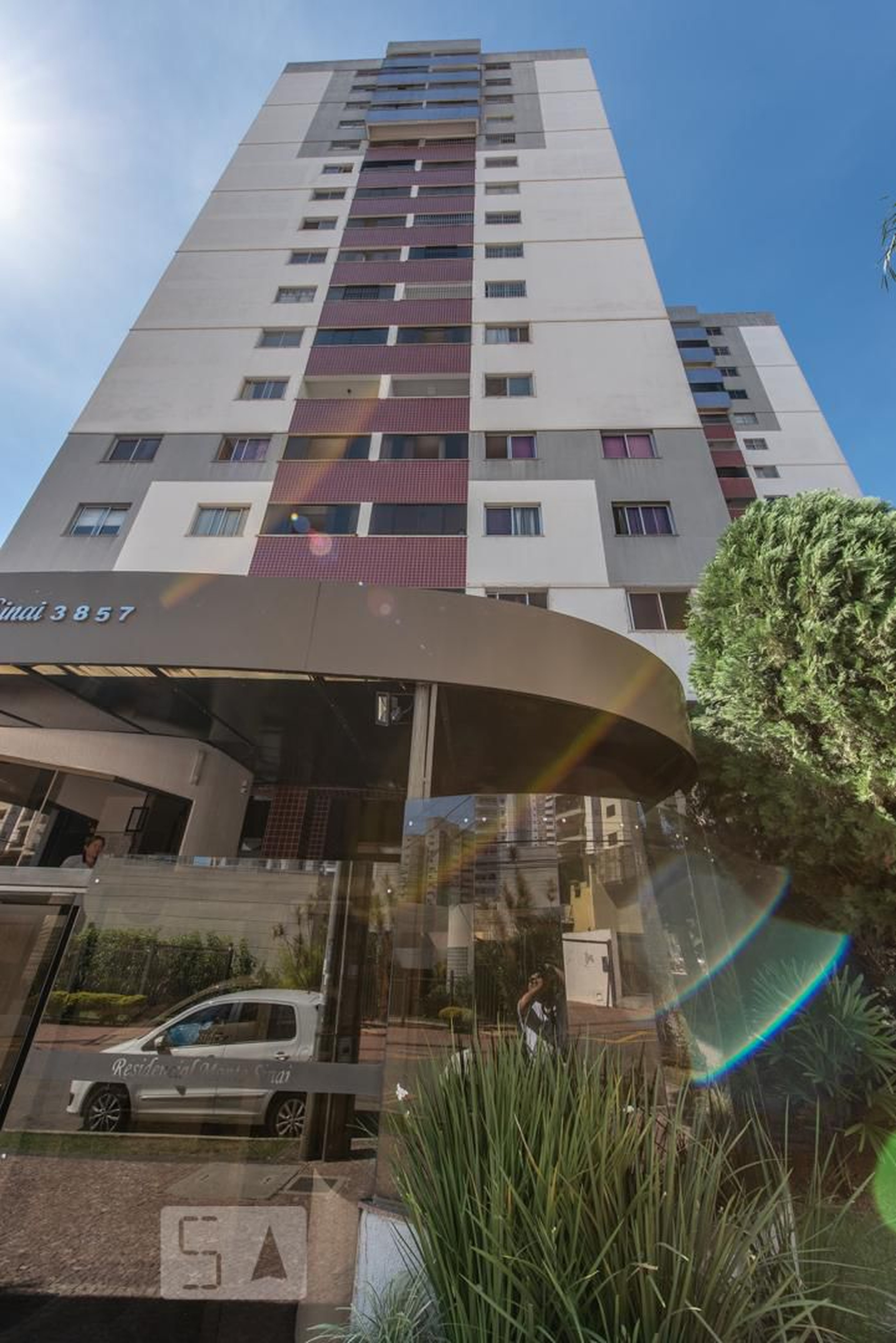 Fachada Residencial Monte Sinai