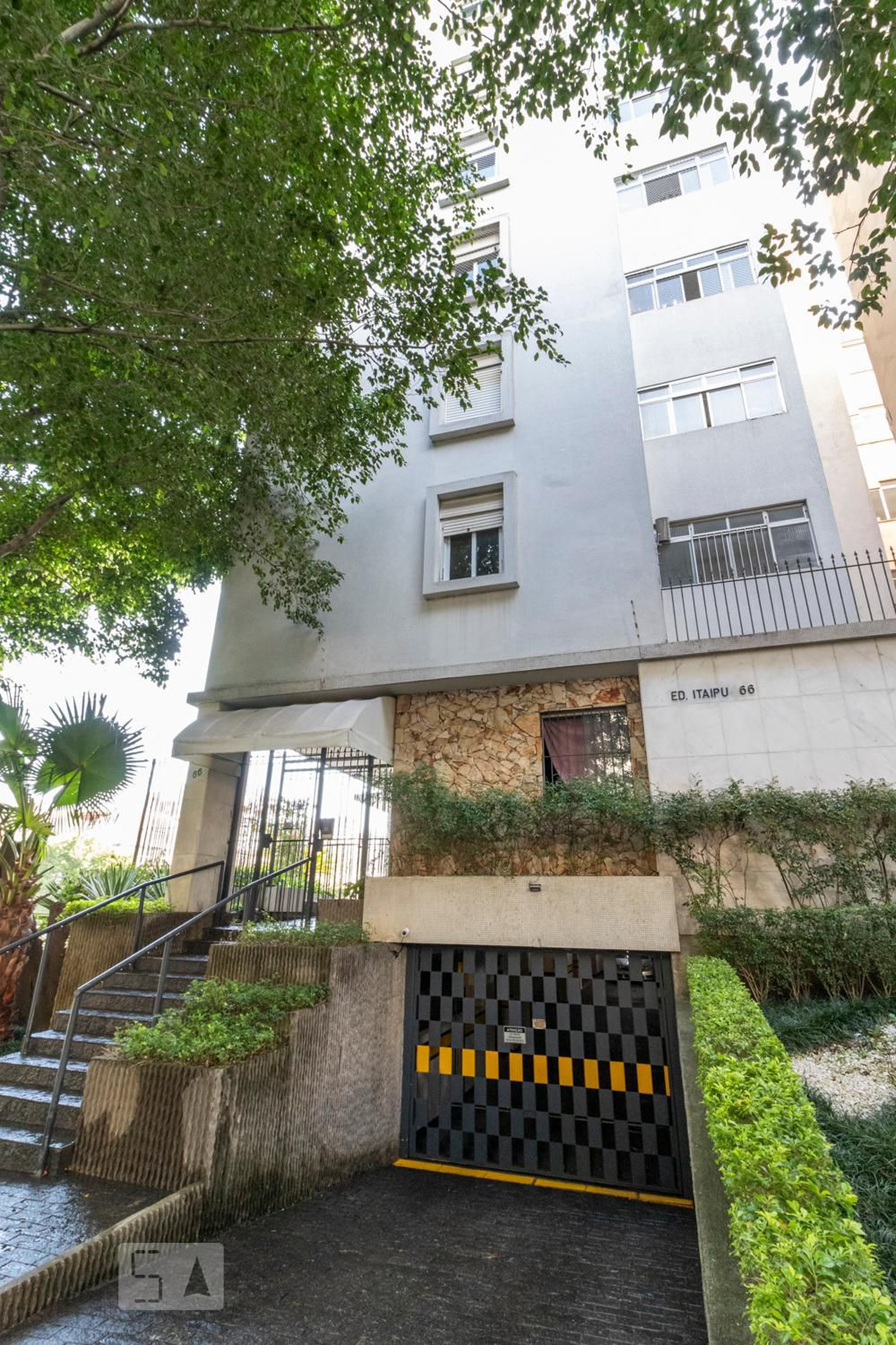 Fachada do Prédio Condomínio Itaipu
