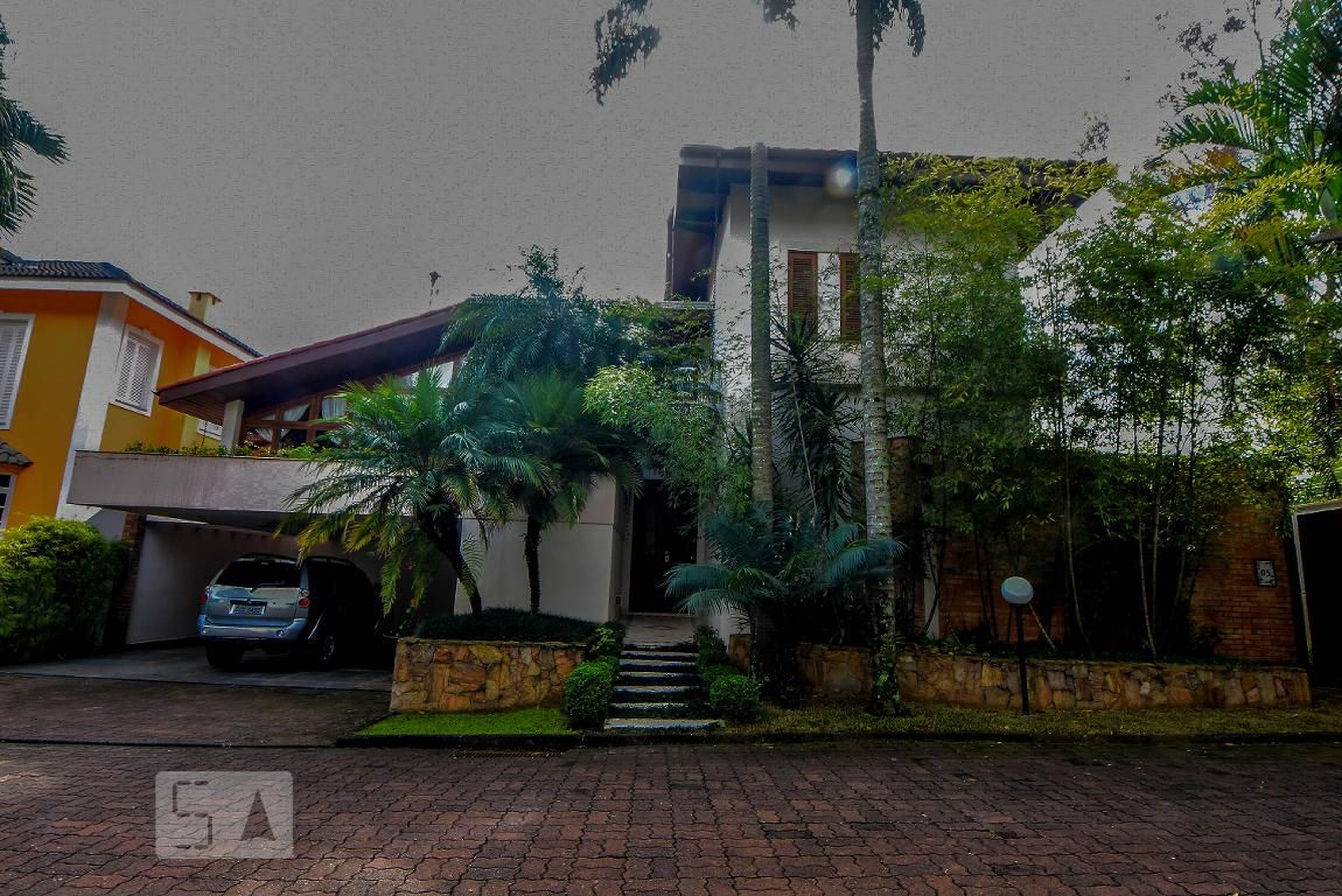 Fachada Condomínio em Rua das Barcas, 880