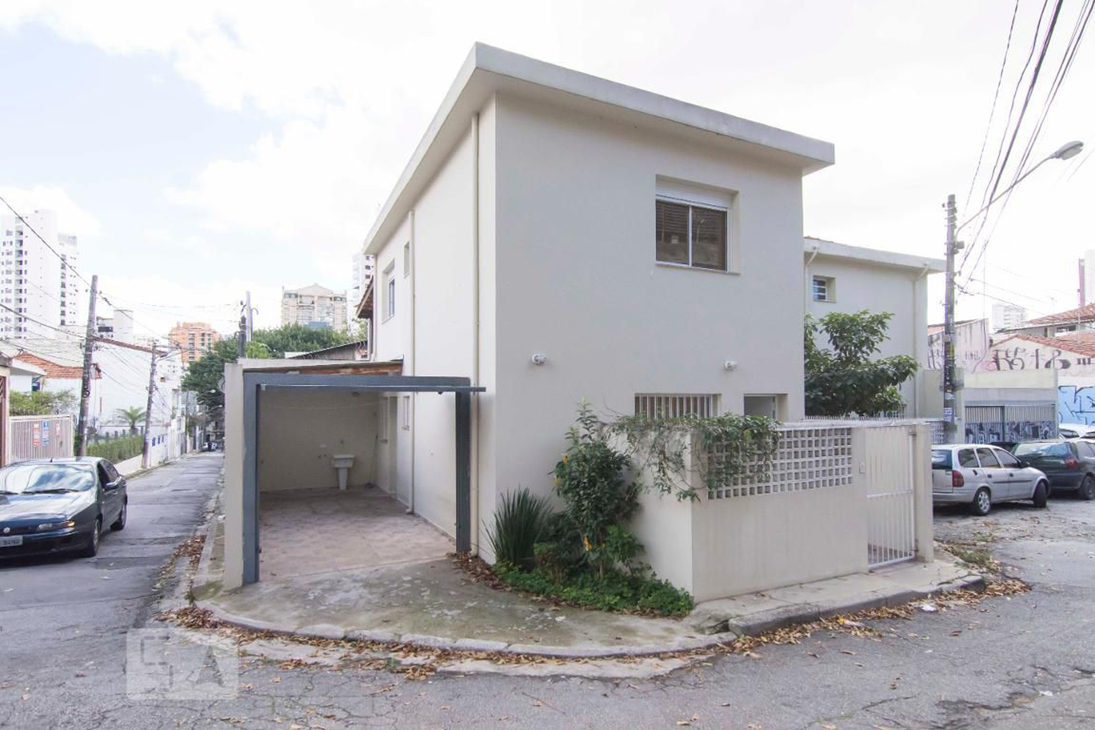 Fachada Condomínio em Rua Canto do Junco, 115