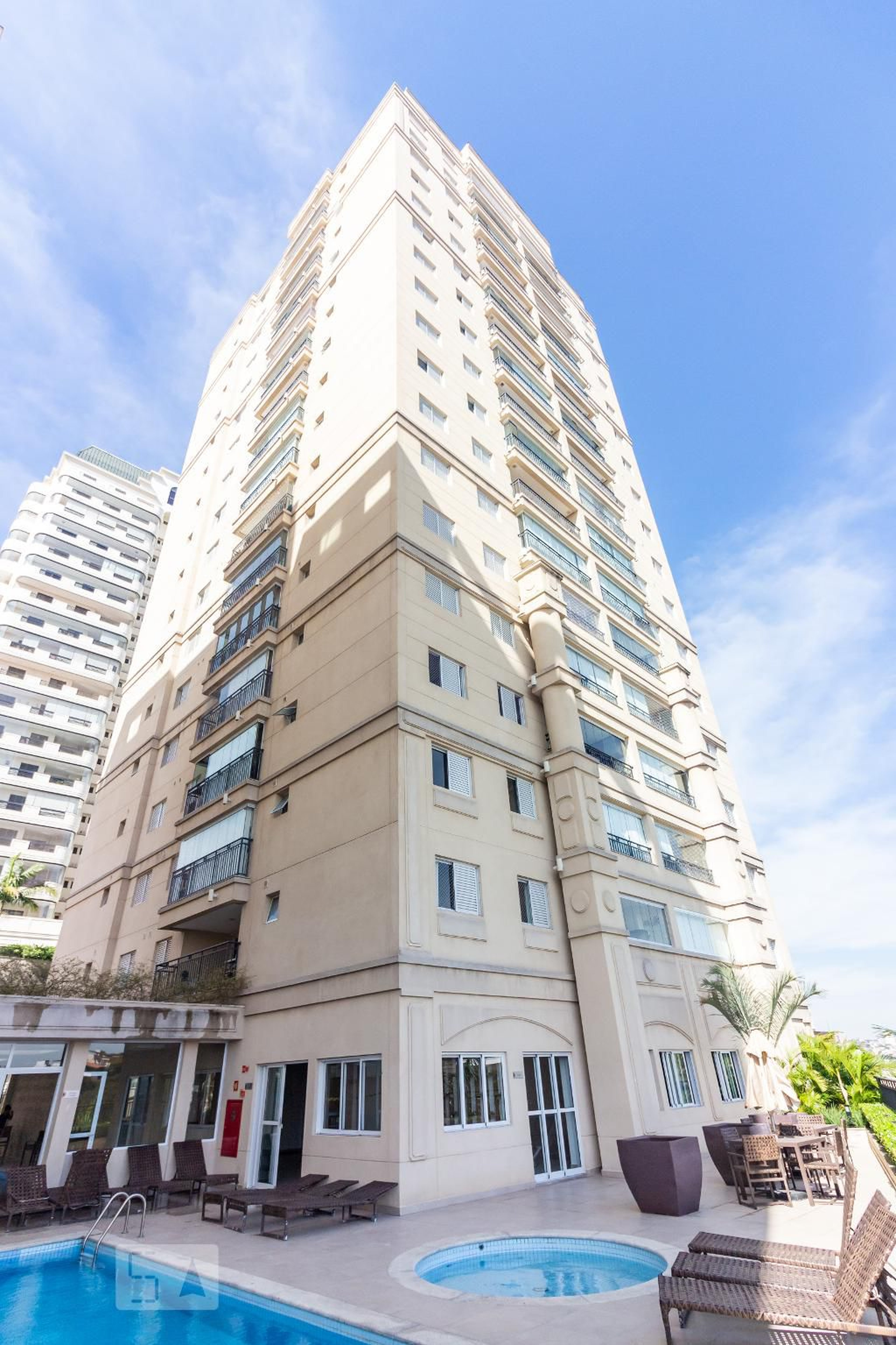 Fachada do Prédio Condomínio Mont Blanc