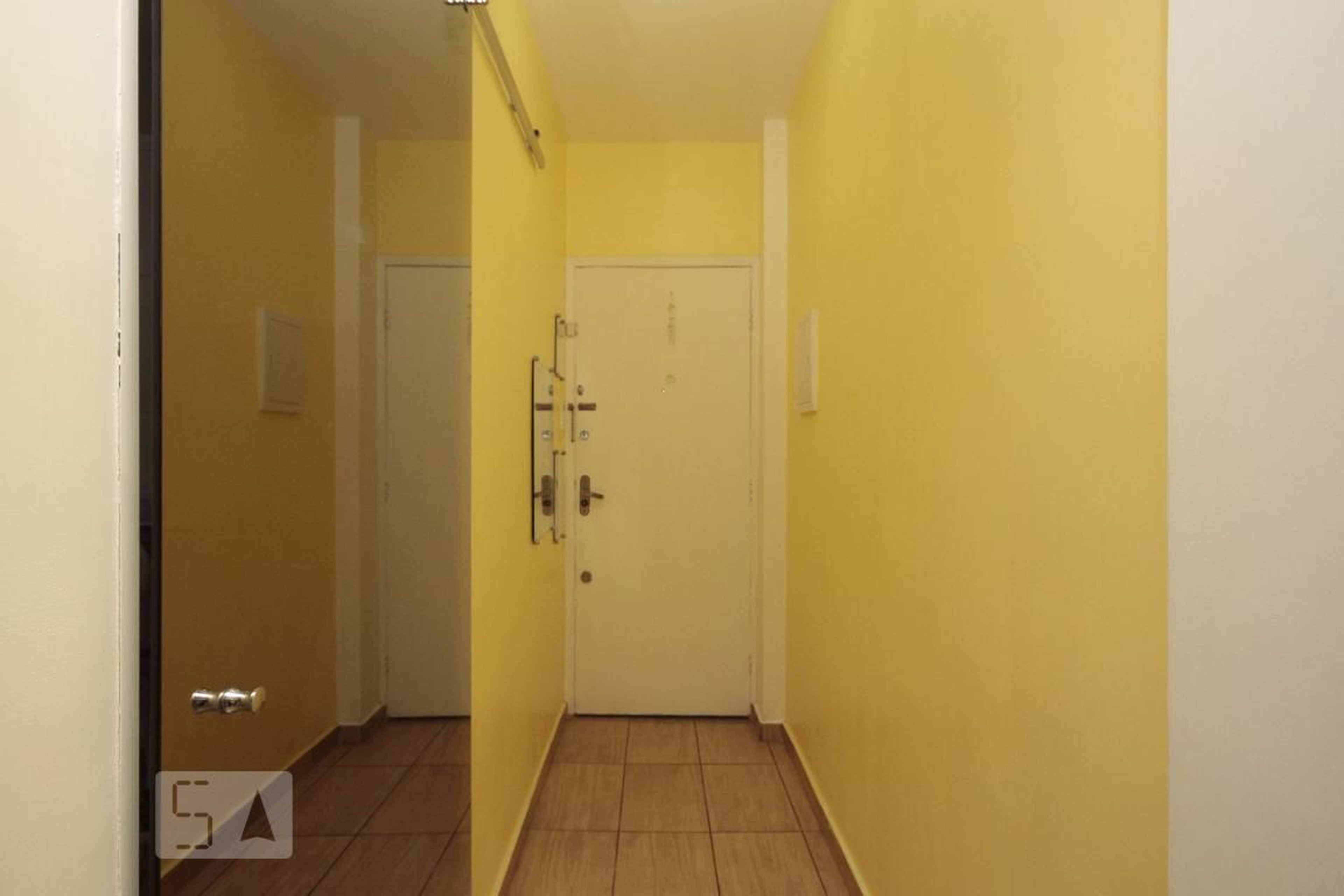 Hall de Entrada - Tereza Maiellaro