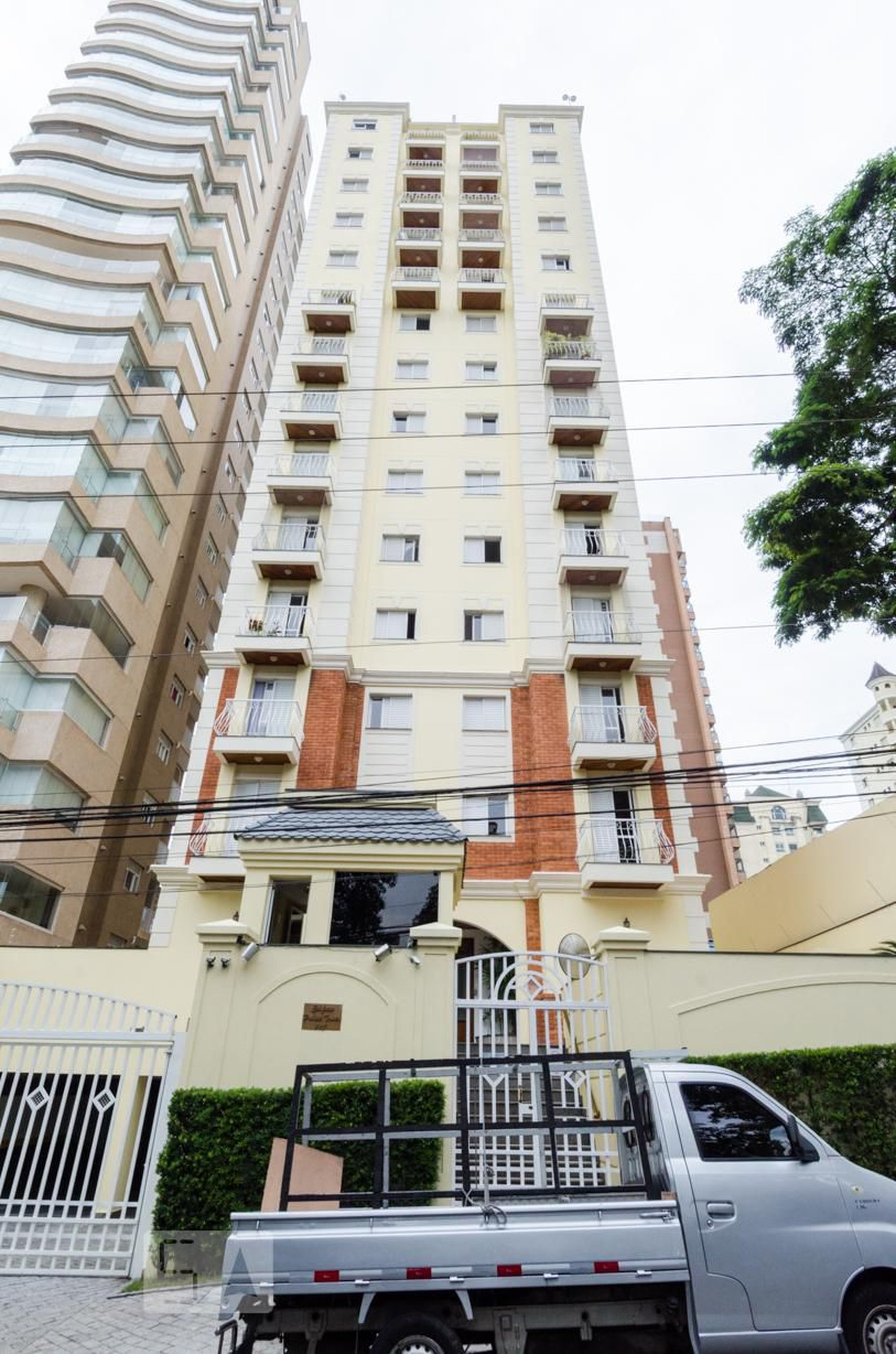 Fachada do Prédio Condomínio Prince Tower