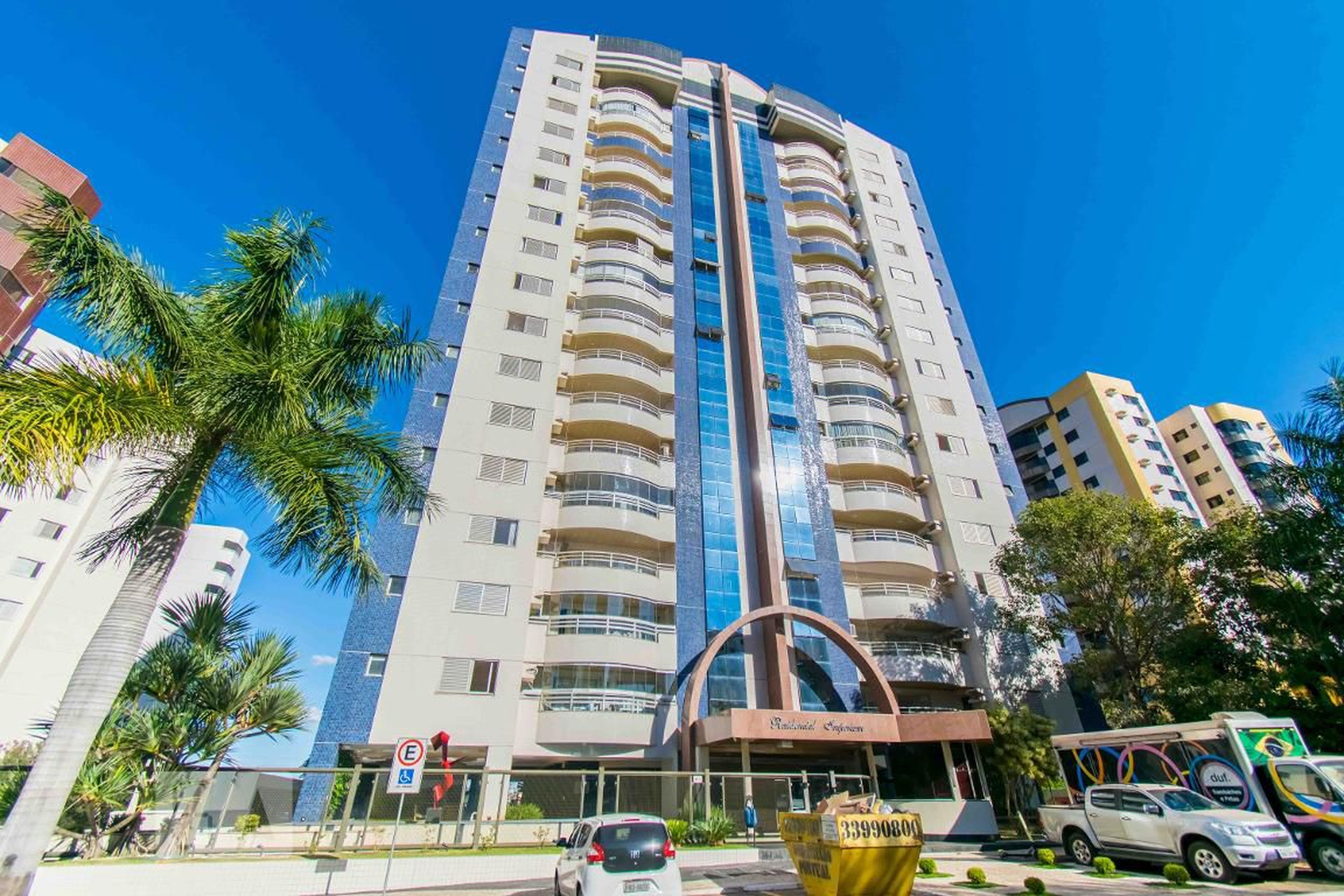 Fachada Condomínio em Quadra 204, 7