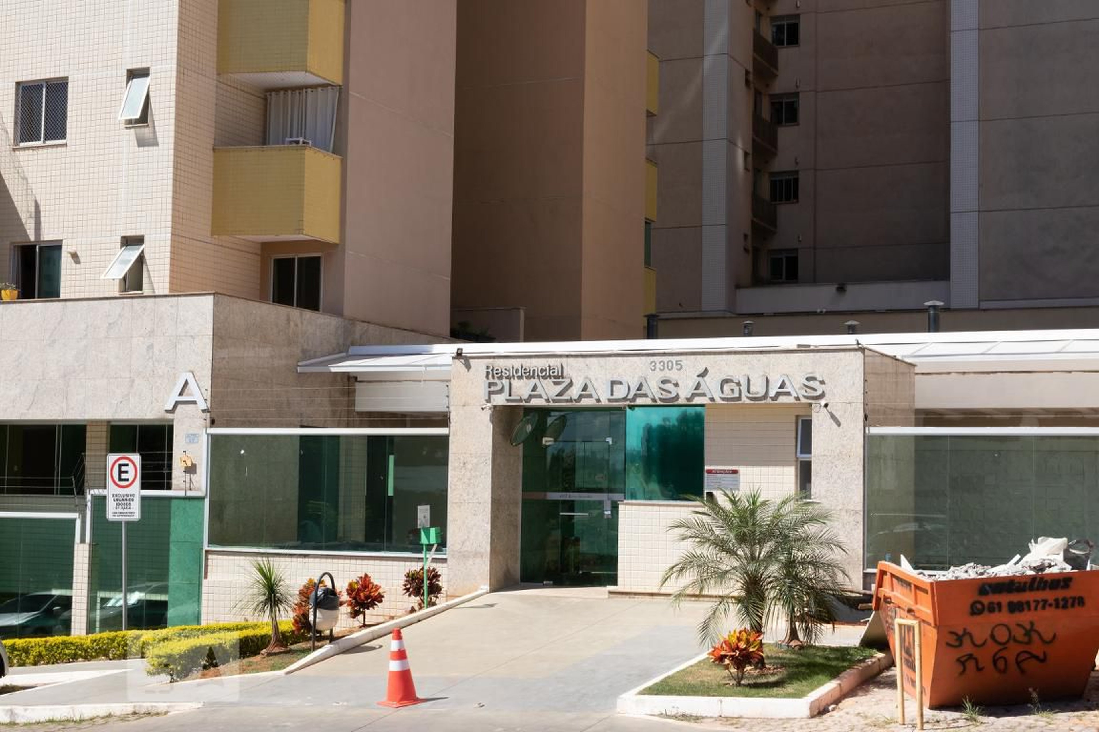 Fachada Condomínio Plaza das Águas