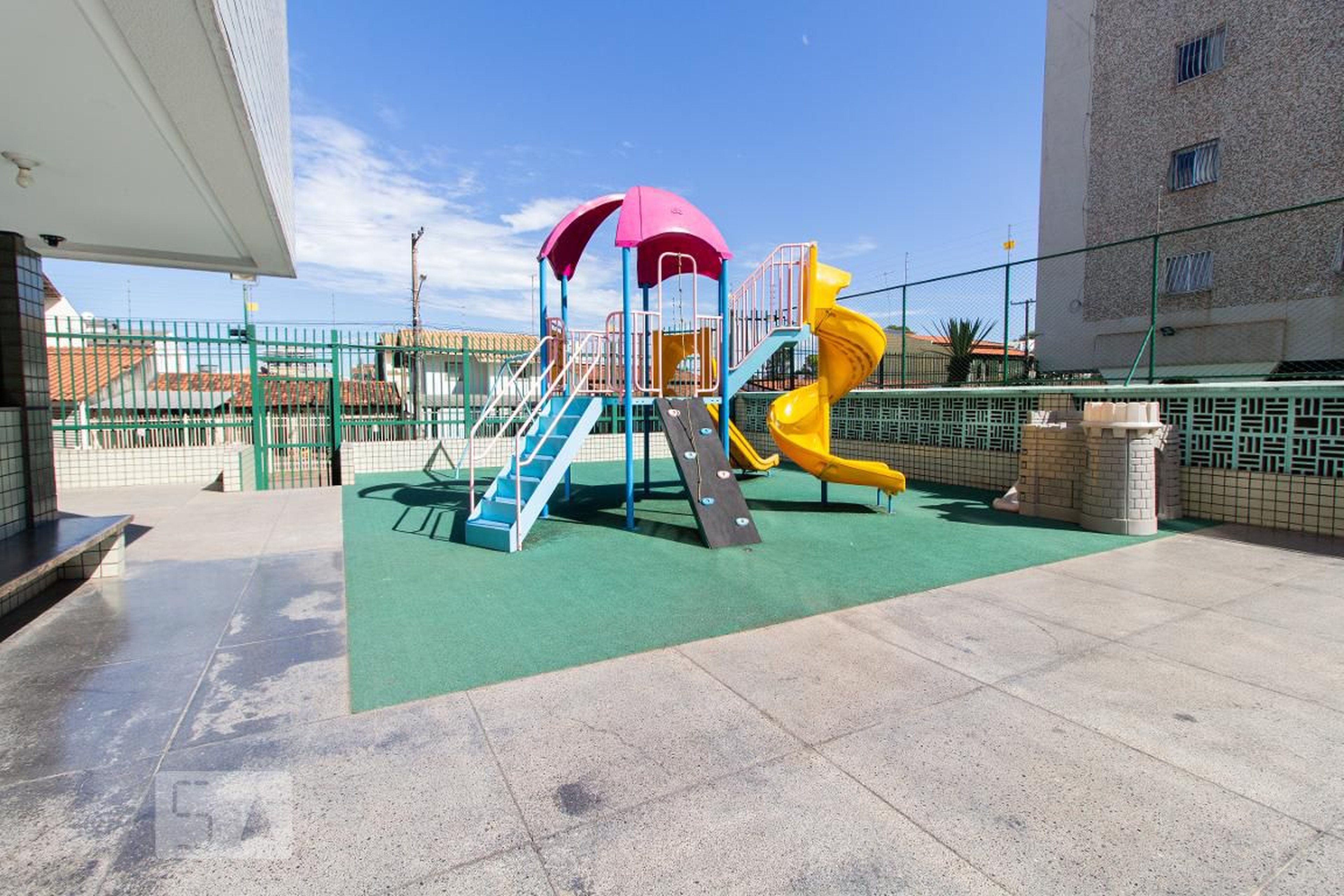 Playground - Edifício Monaliza