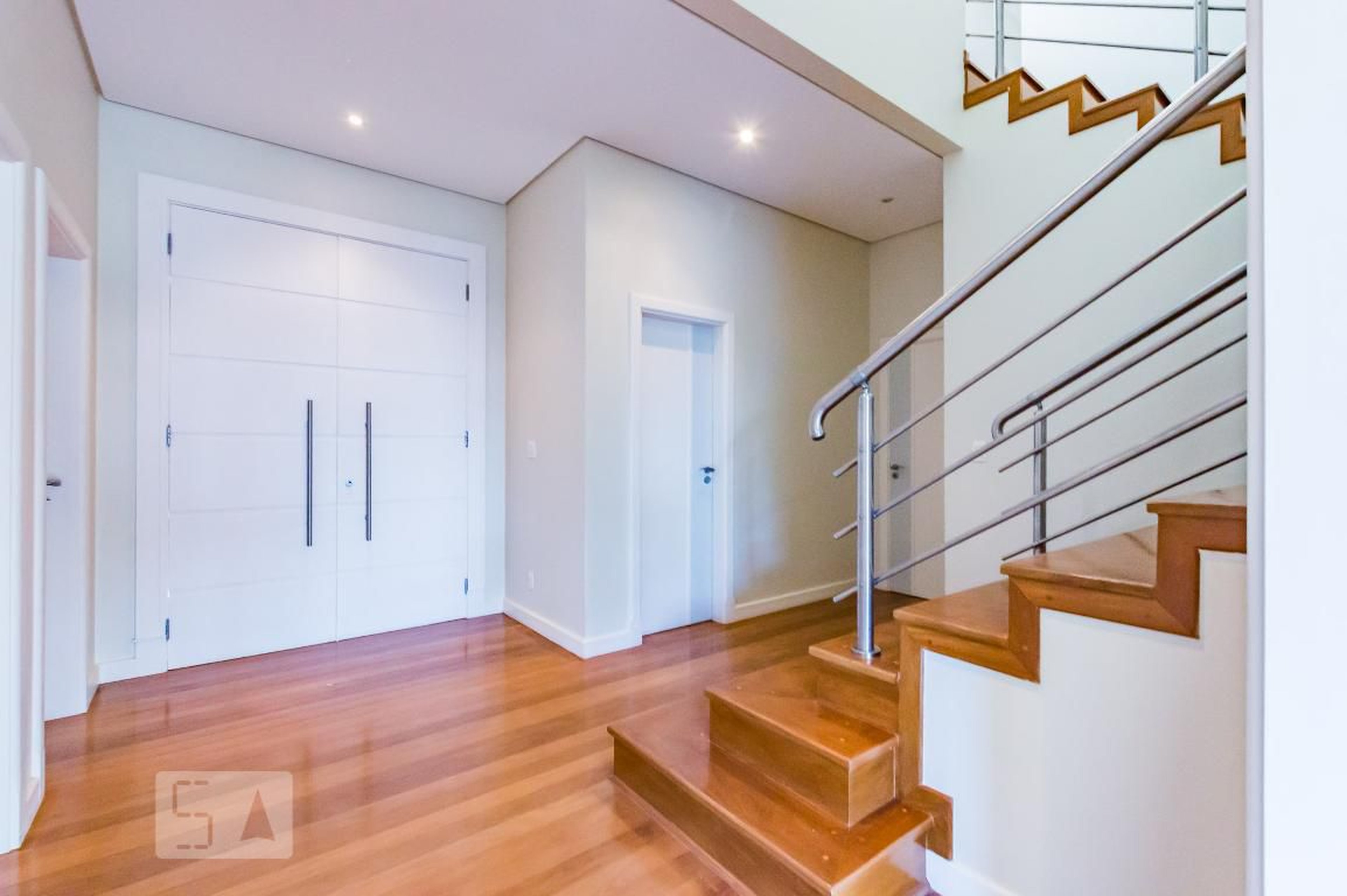 Entrada Condomínio em Rua Andiroba, 40