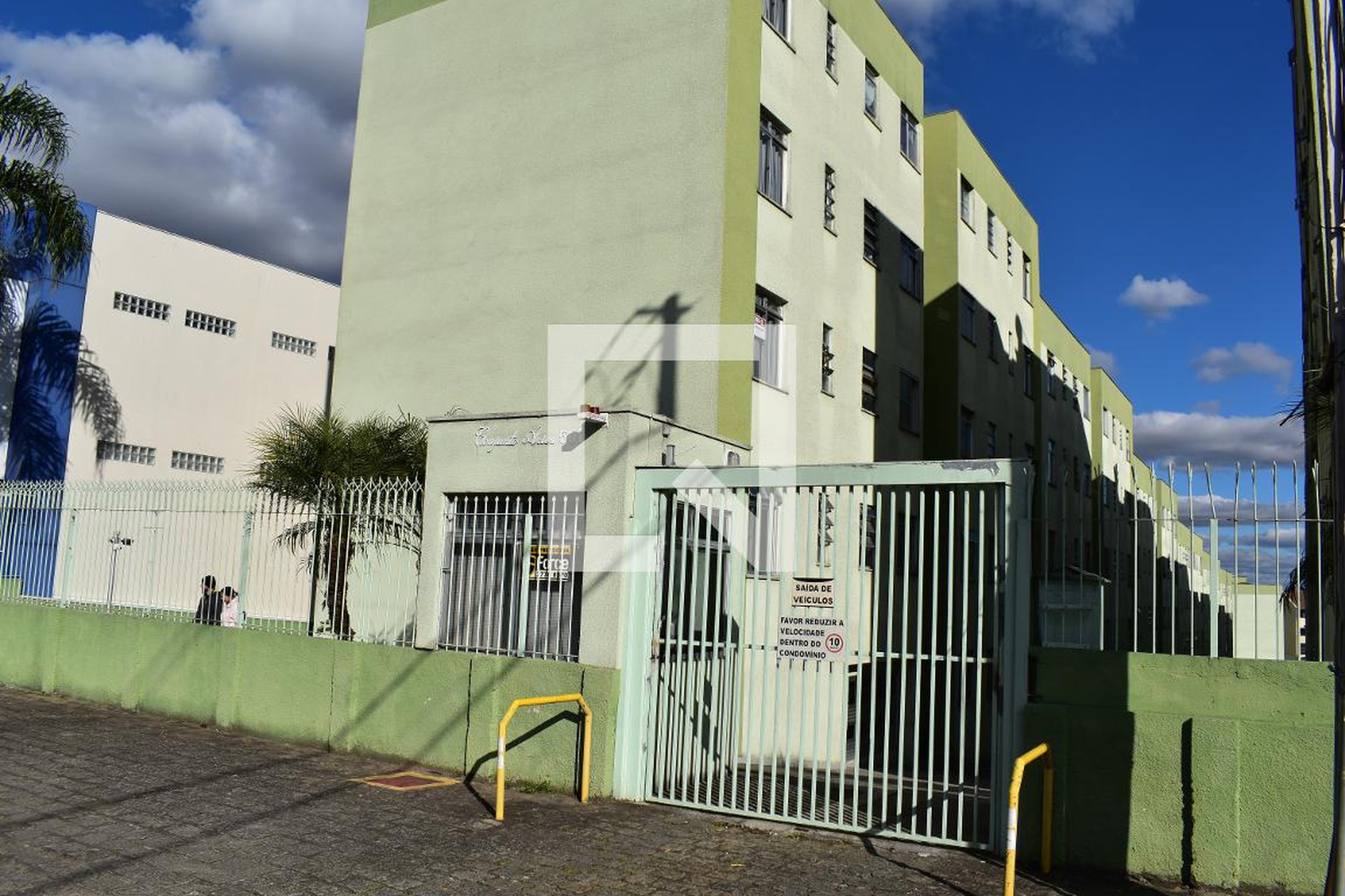 Fachada do condomínio Condomínio Áries