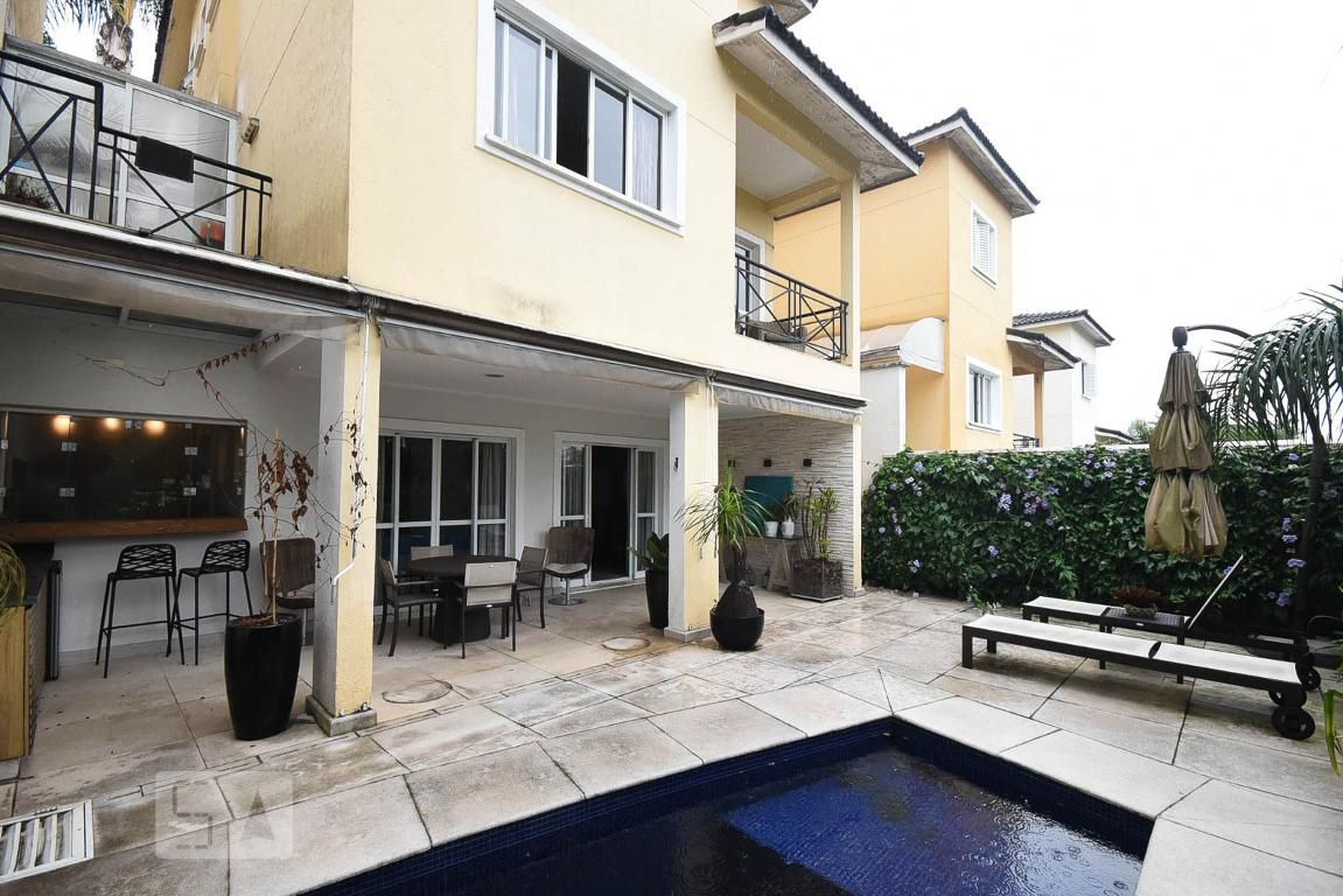 Piscina - Palmeiras Imperiais do Morumbi