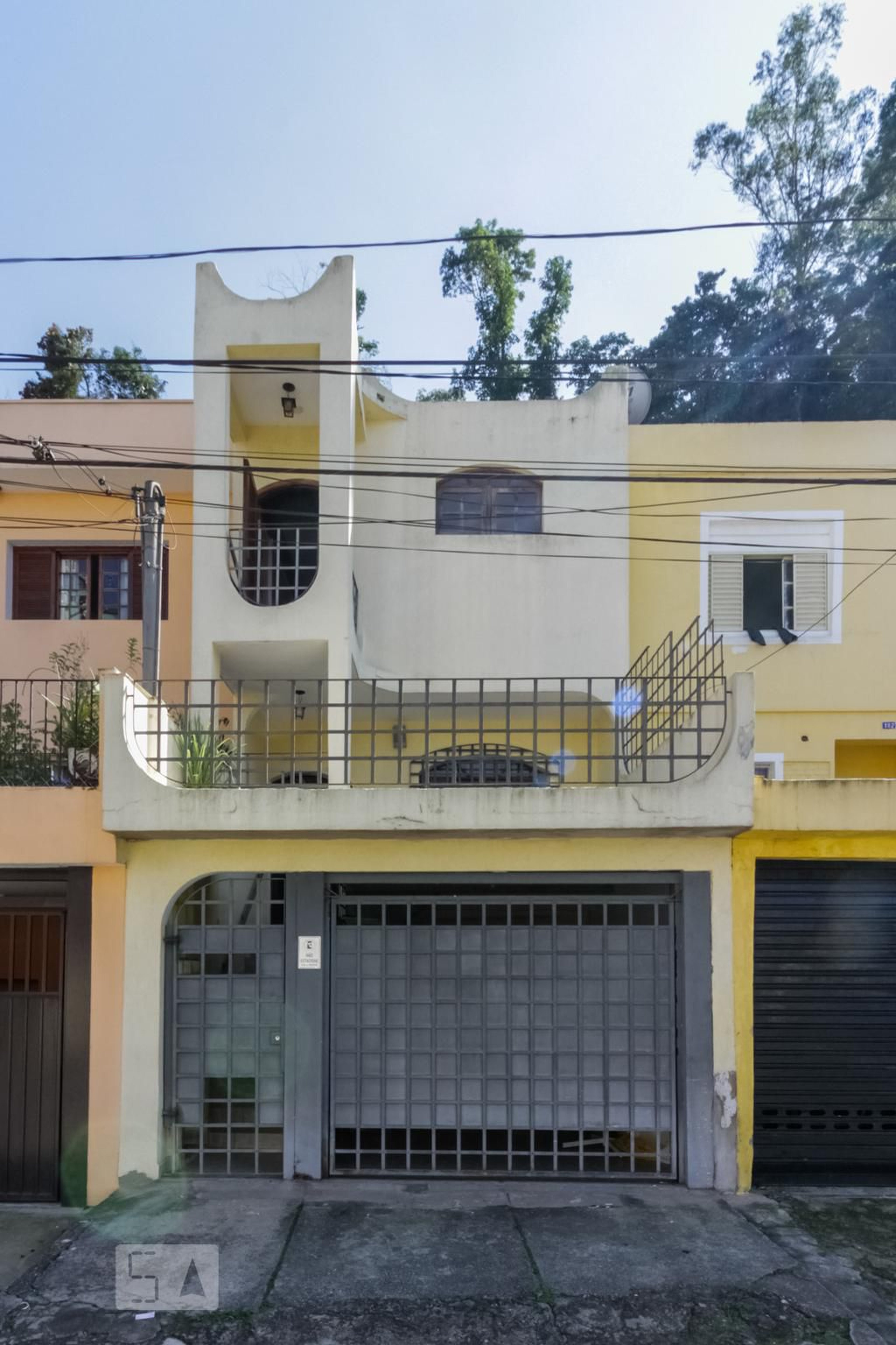 Fachada Condomínio em Rua Frei Antônio da Piedade, 188