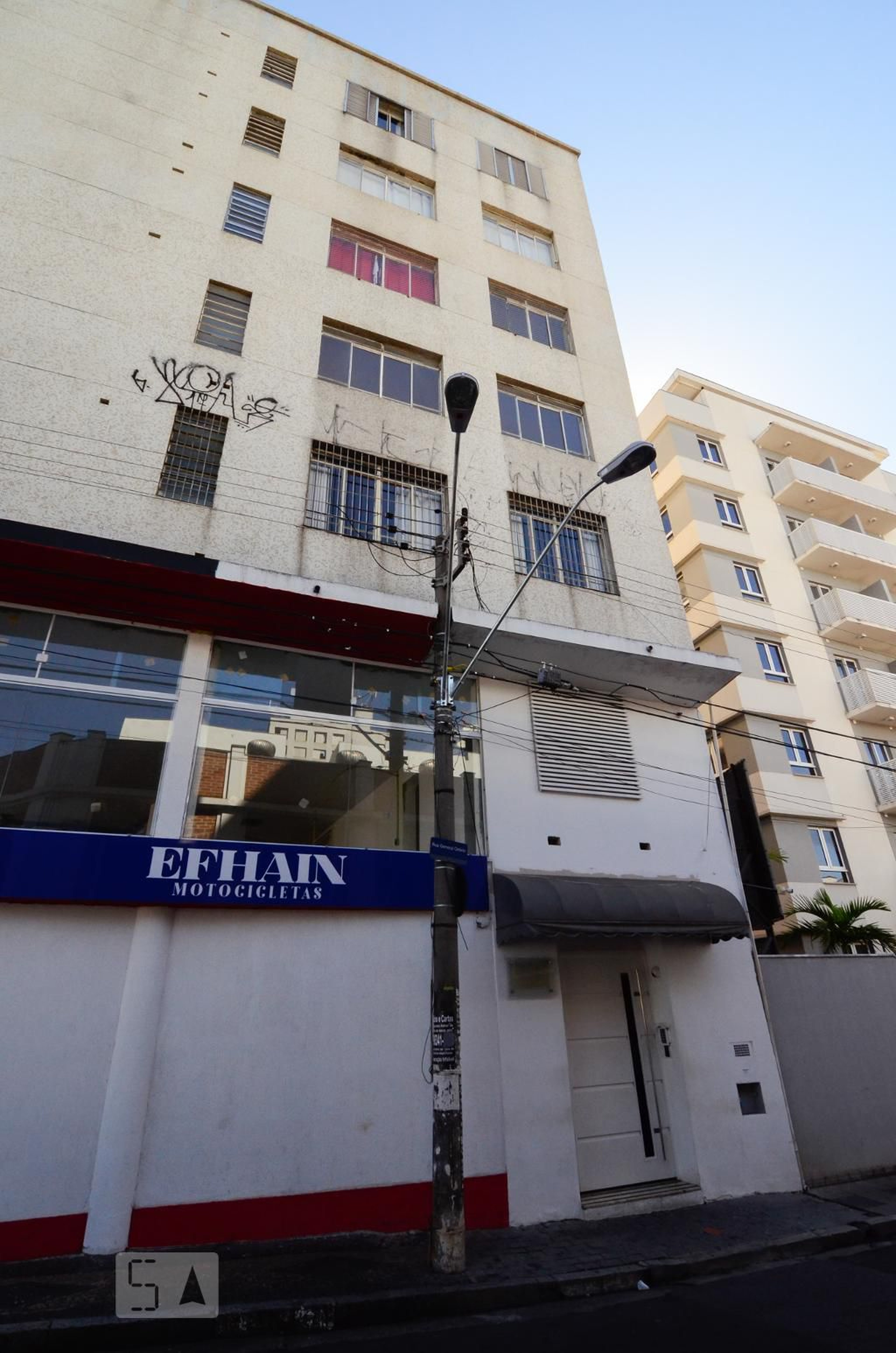 Fachada do prédio Condomínio em Rua General Osório, 183