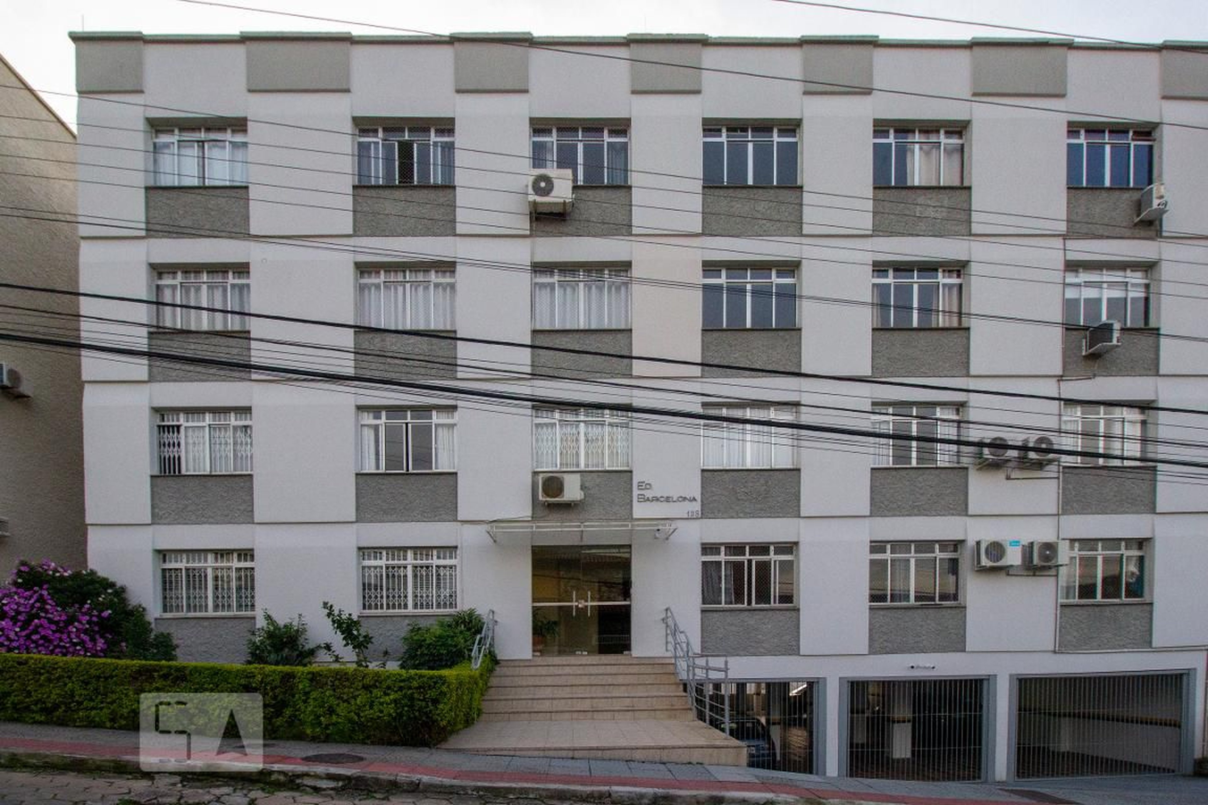 Fachada do Condomínio Edifício Barcelona