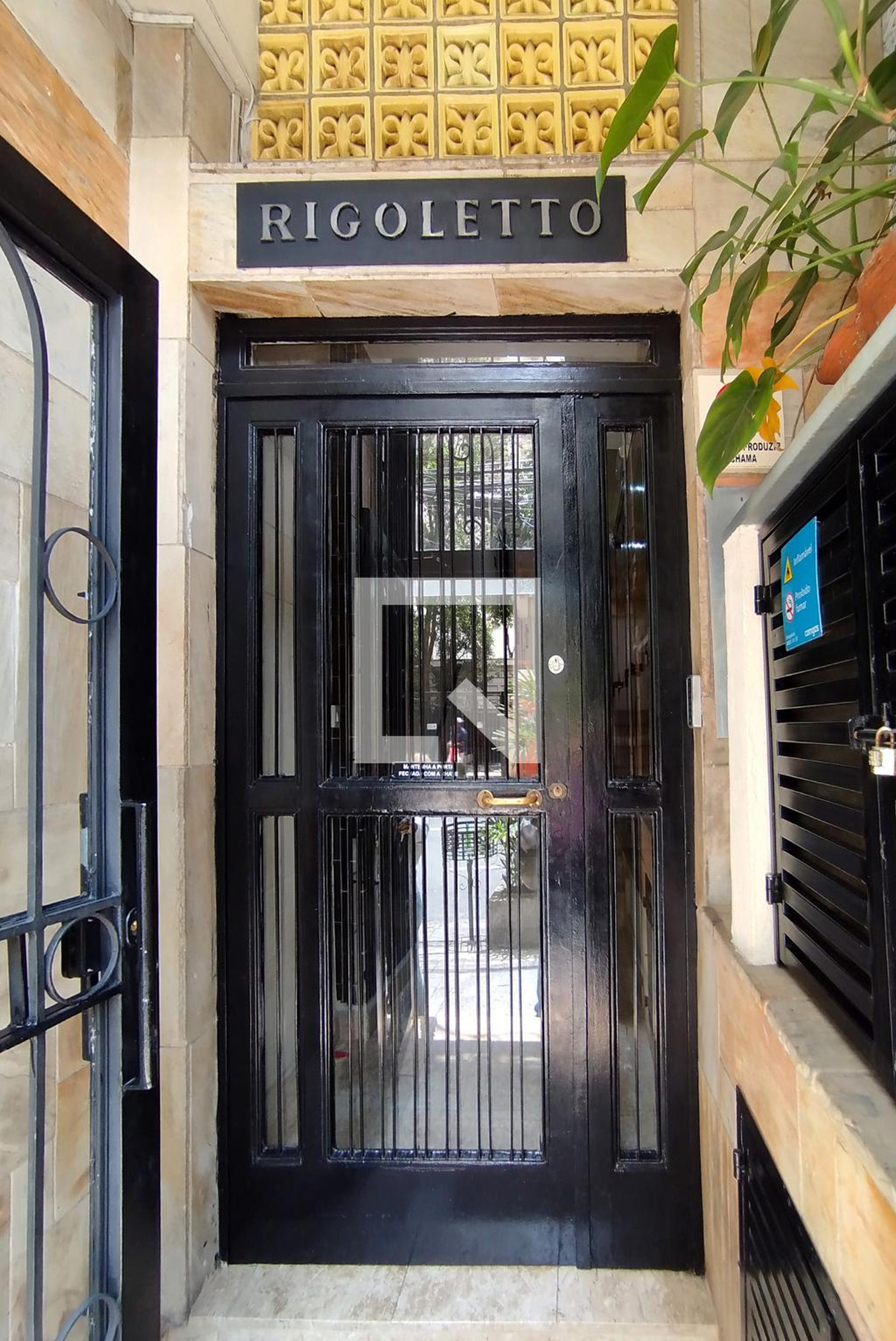 entrada - Edifício Rigoletto