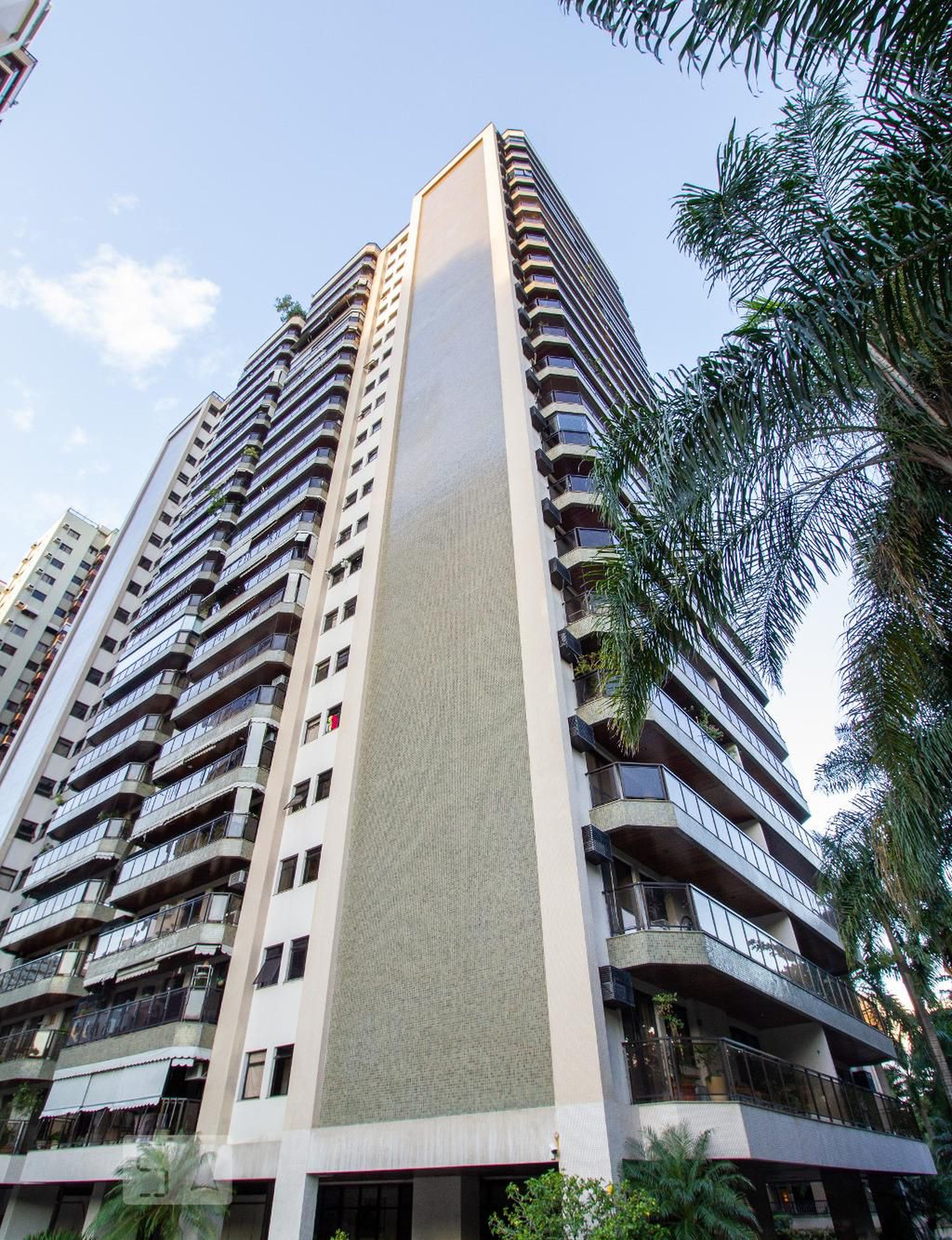Fachada do Prédio Condomínio Barra Marina