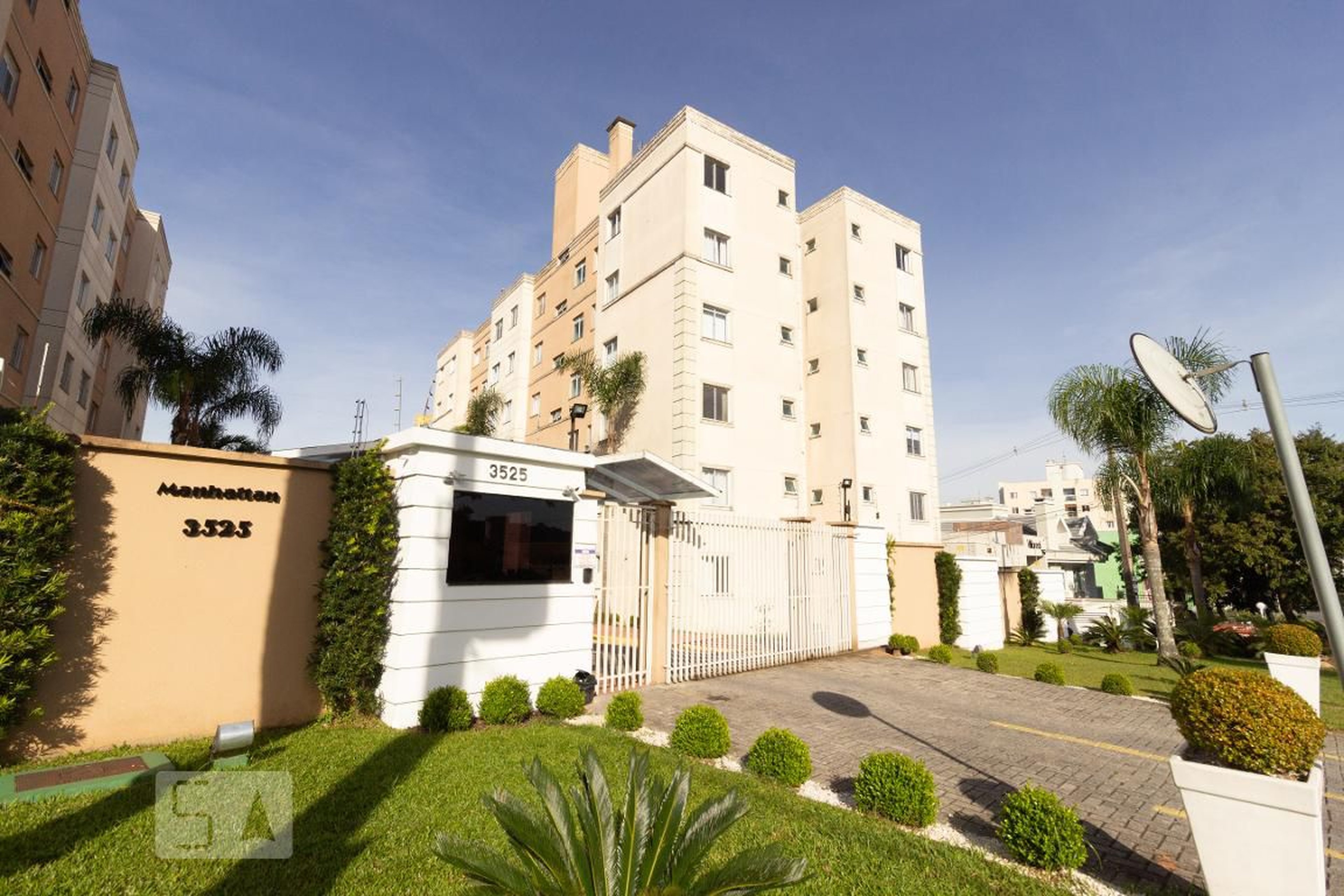 Fachada Residencial Manhattan