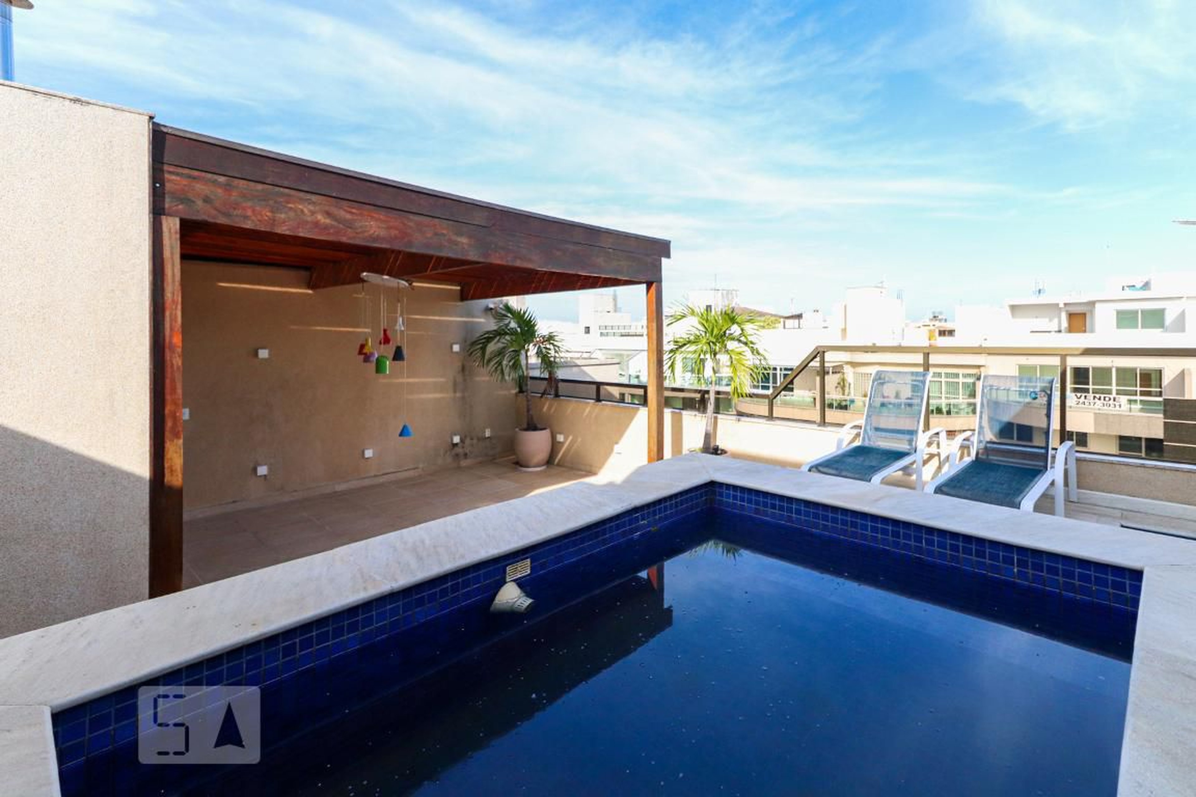 Piscina Condomínio em Rua Gustavo Corção, 1024