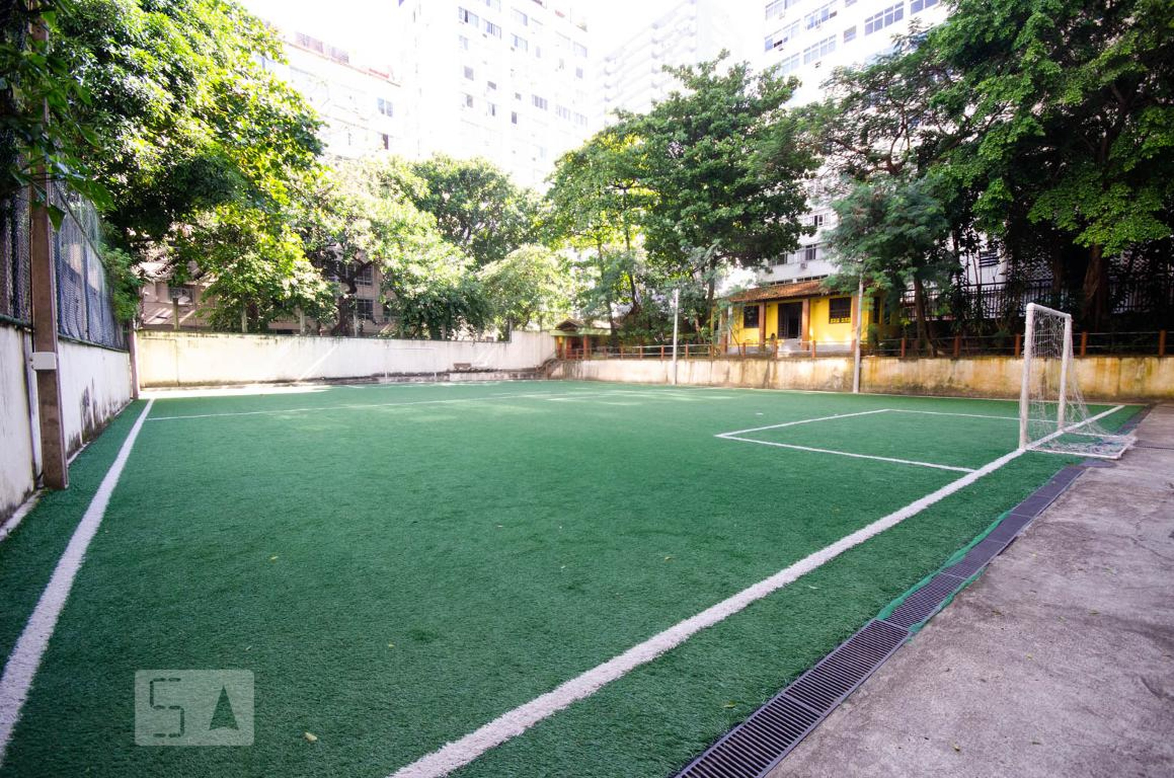 Campo de futebol - Edifício Jardim de Alah