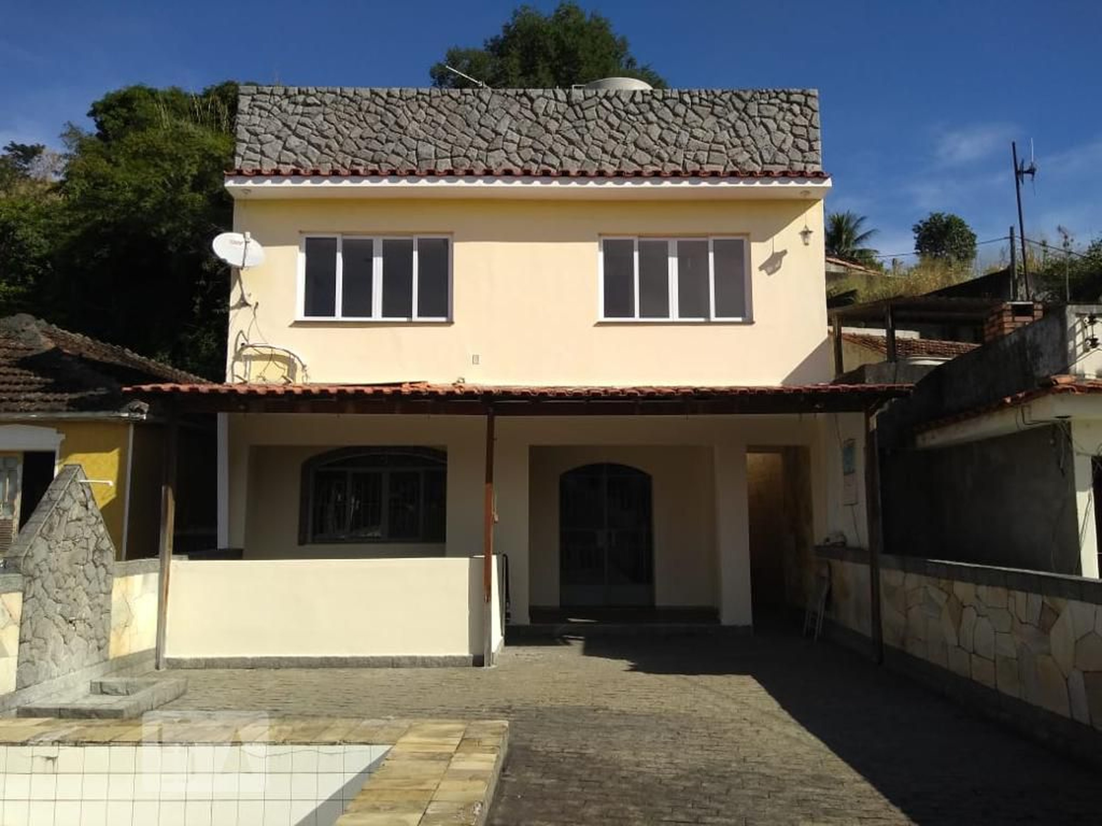 Fachada Condomínio em Travessa Luiz Coelho, 10