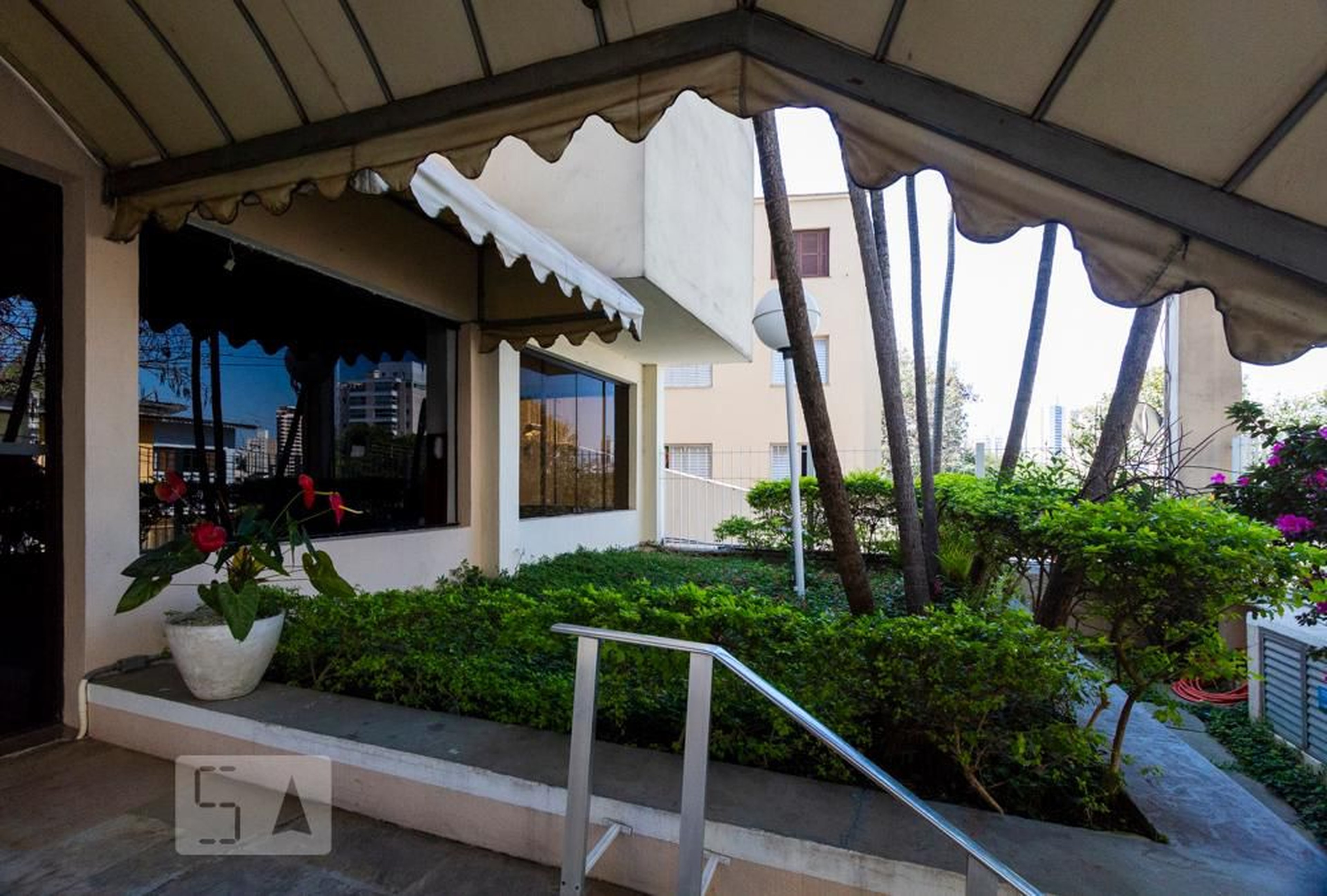 Área Externa - Mont Rey