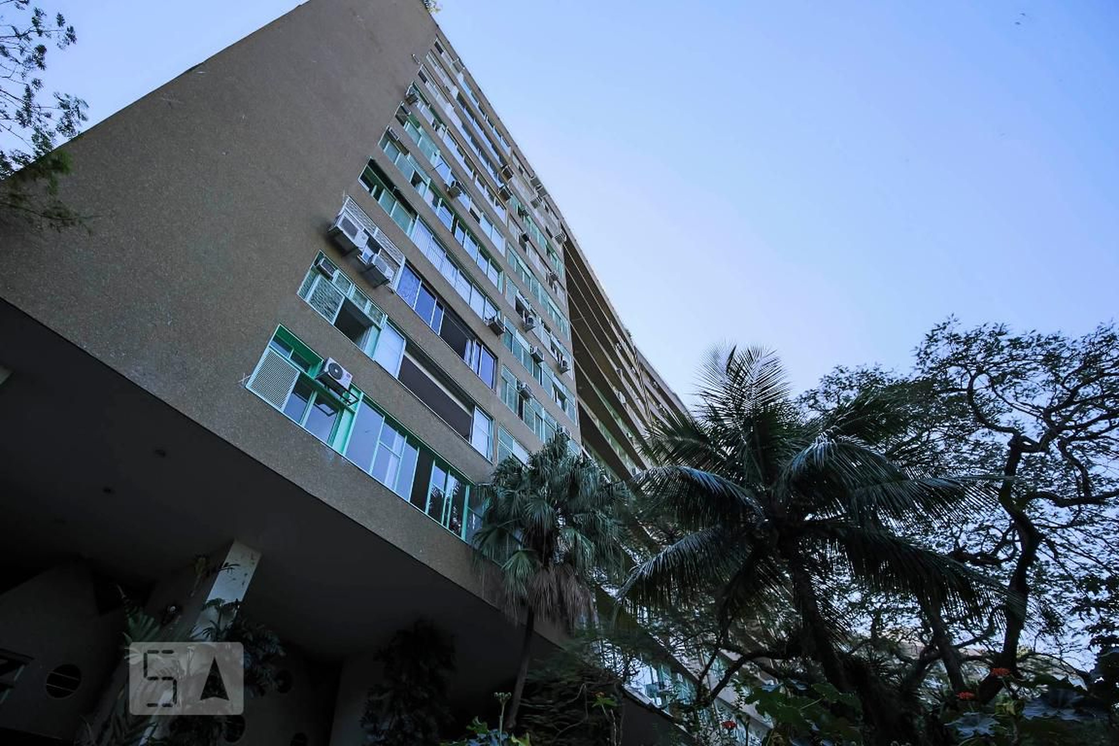 Fachada do Prédio Condomínio Guarapes