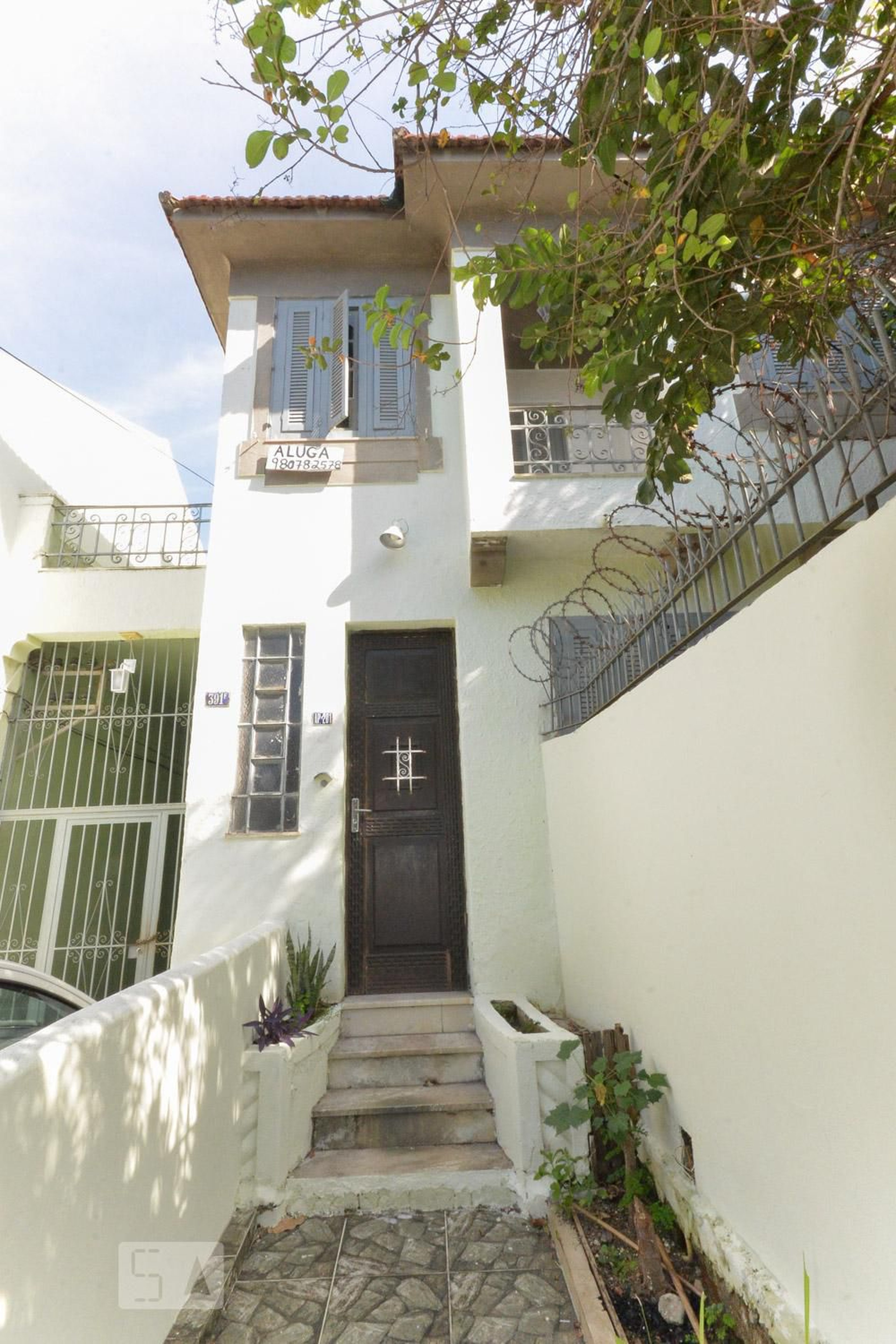 Fachada Condomínio em Rua Justiniano da Rocha, 391