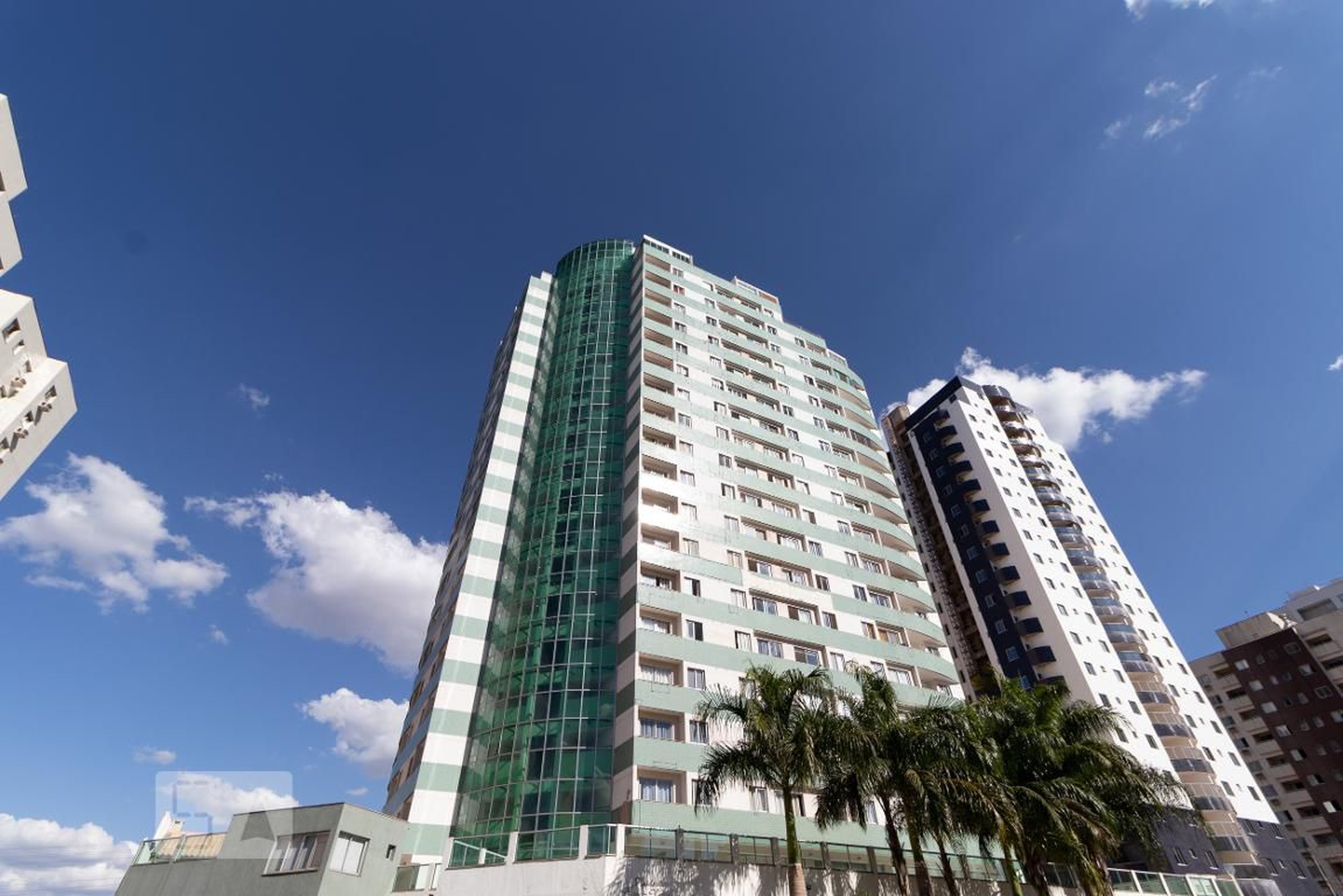 Fachada Condomínio em Qd 208 Praca Sabia, 5